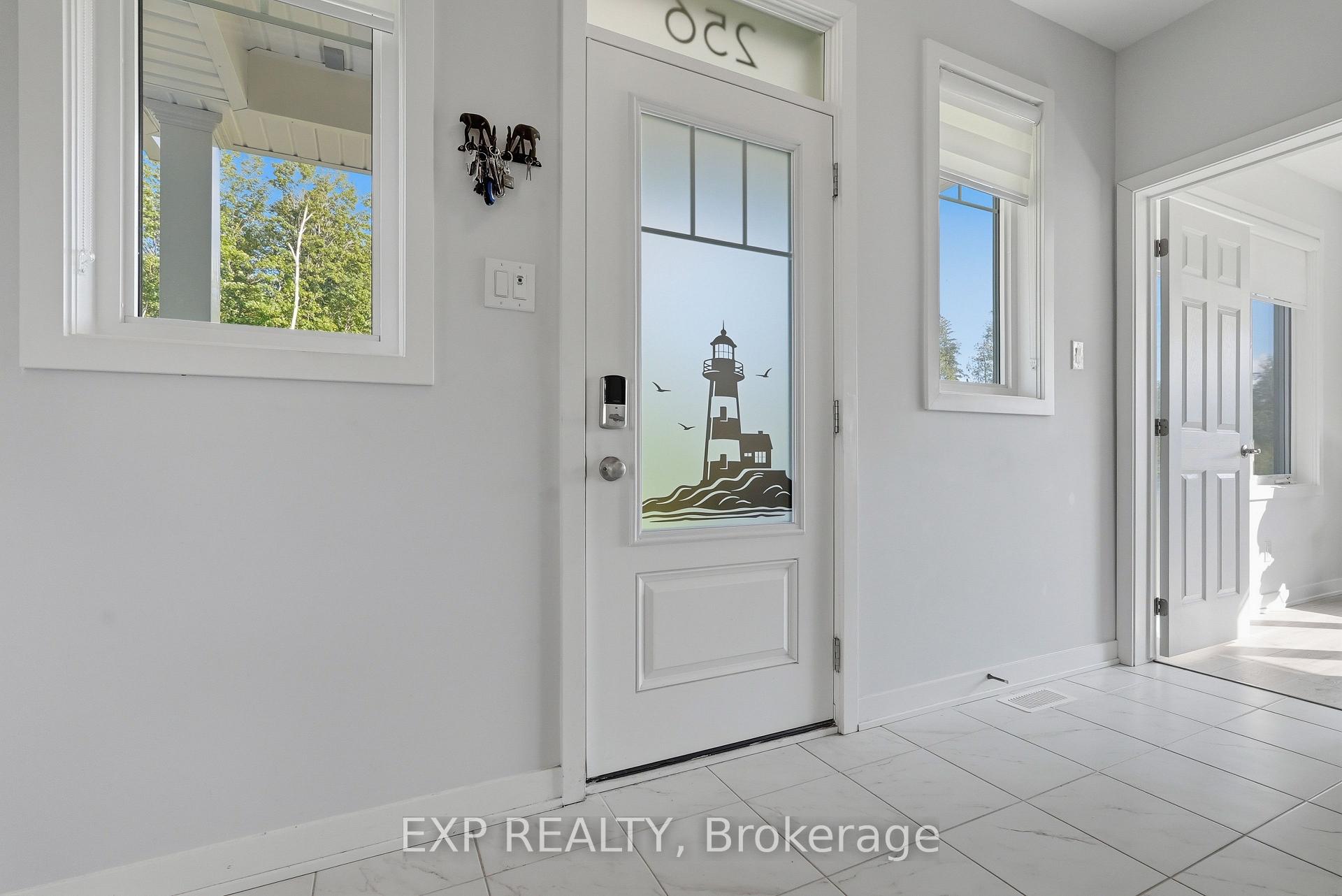 Photo 4 of 256 Billrian Crescent, Ottawa, Stittsville (North) — HOMEH