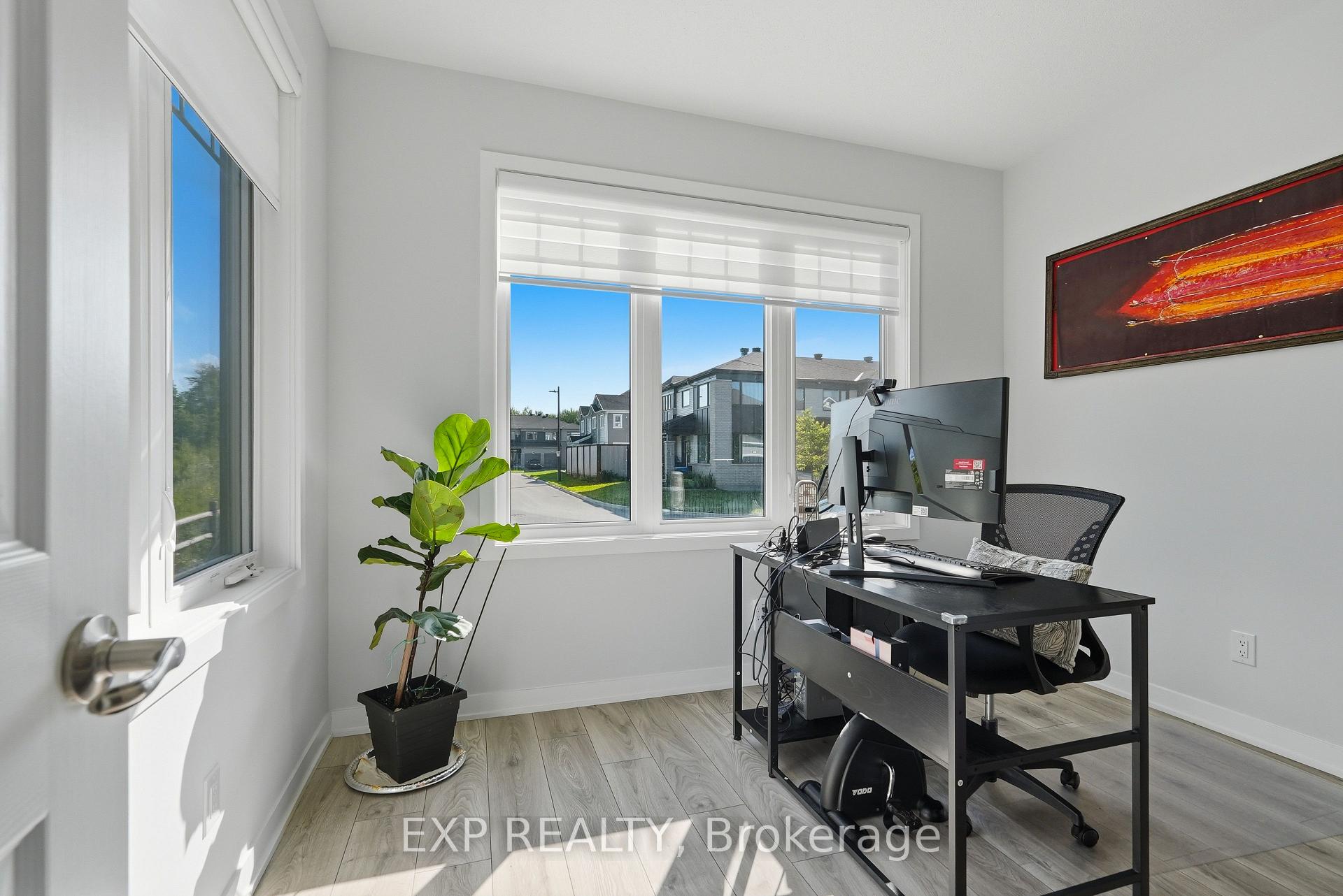 Photo 7 of 256 Billrian Crescent, Ottawa, Stittsville (North) — HOMEH