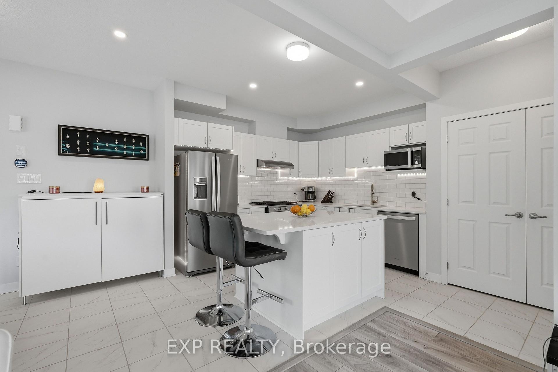 Photo 11 of 256 Billrian Crescent, Ottawa, Stittsville (North) — HOMEH