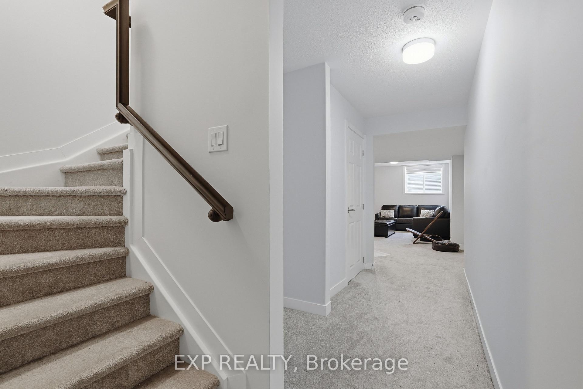 Photo 33 of 256 Billrian Crescent, Ottawa, Stittsville (North) — HOMEH