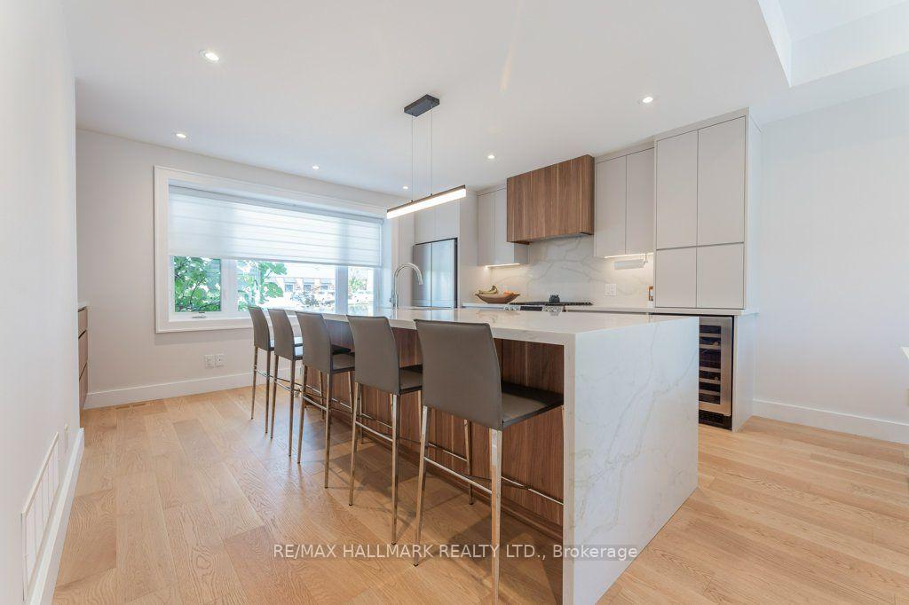 Photo 10 of 485 Evans Avenue, Etobicoke, Alderwood — HOMEH
