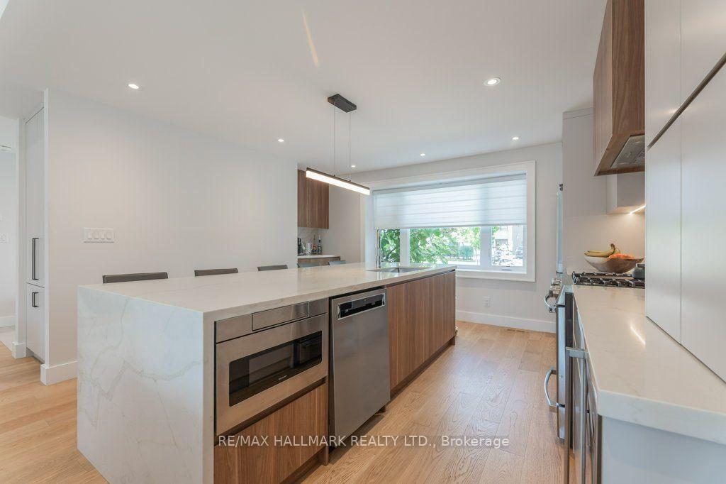 Photo 12 of 485 Evans Avenue, Etobicoke, Alderwood — HOMEH