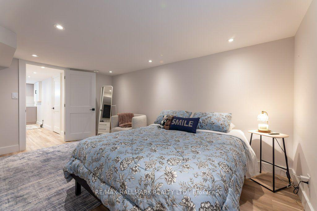 Photo 21 of 485 Evans Avenue, Etobicoke, Alderwood — HOMEH