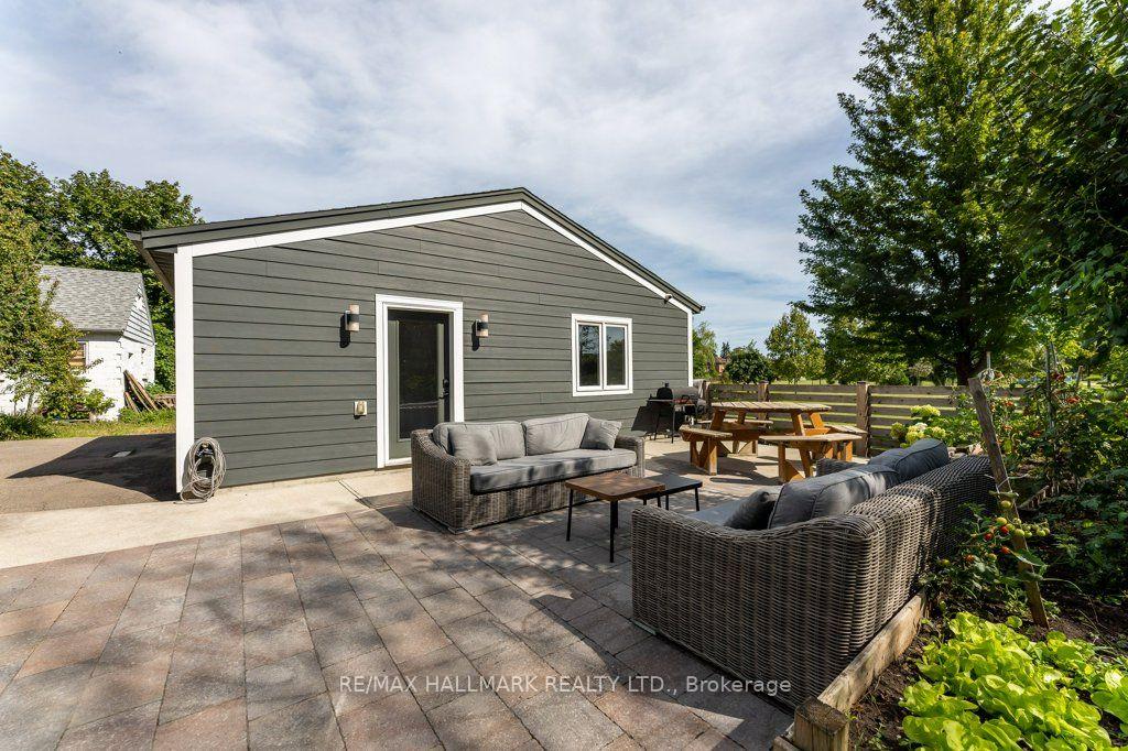 Photo 24 of 485 Evans Avenue, Etobicoke, Alderwood — HOMEH