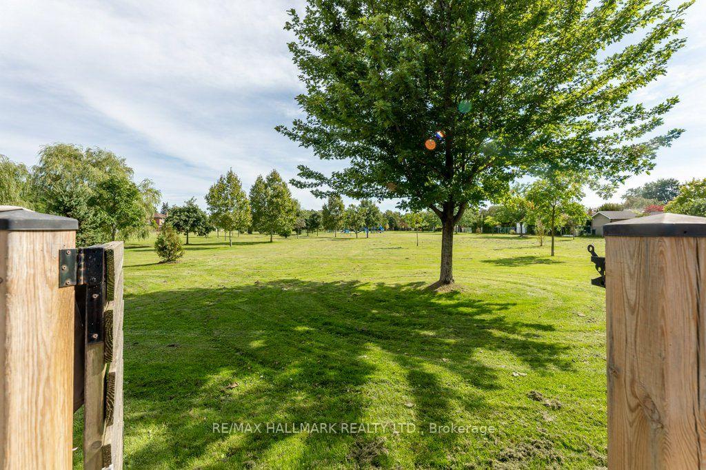 Photo 32 of 485 Evans Avenue, Etobicoke, Alderwood — HOMEH