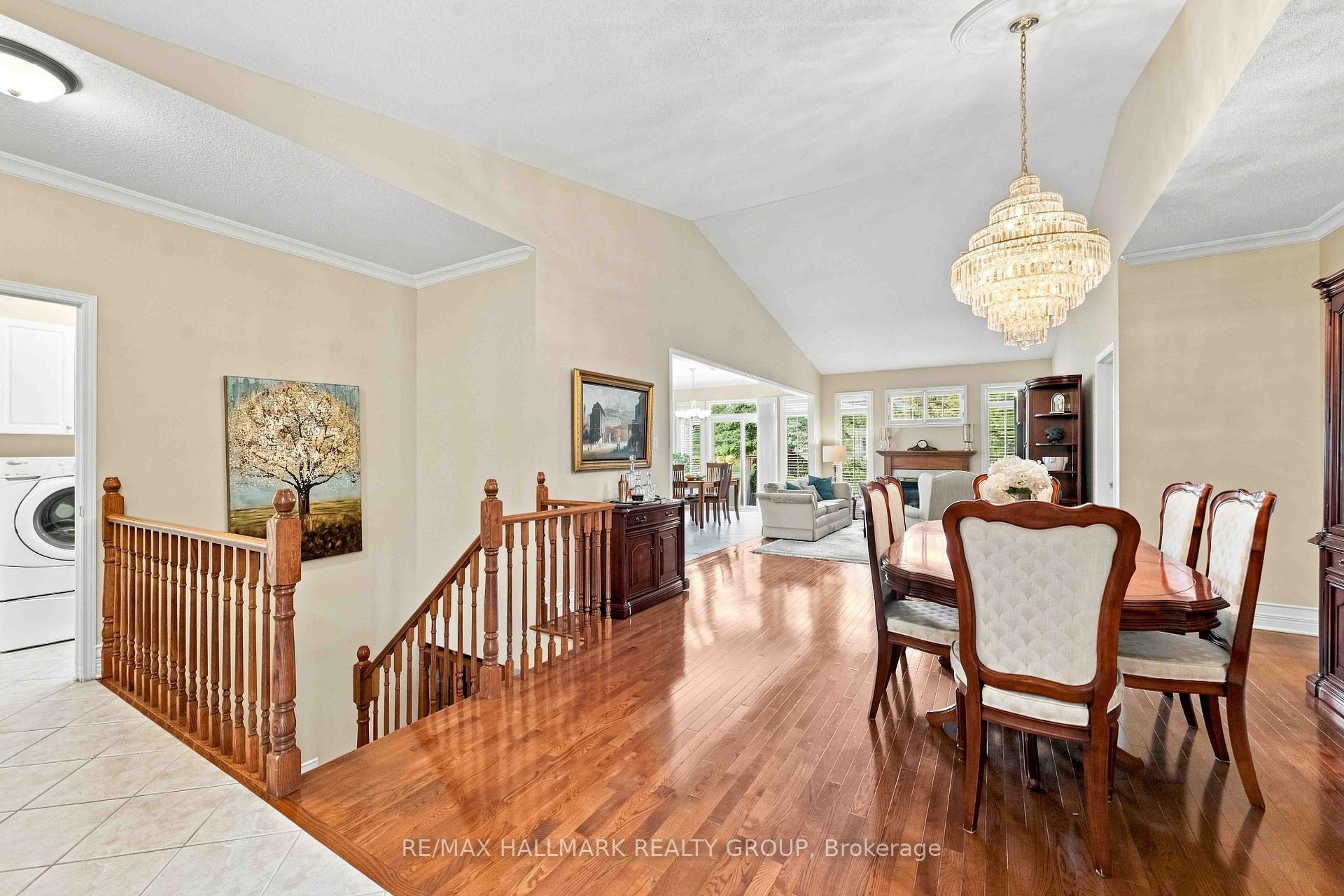 Photo 7 of 121 Bartlett Private, Ottawa, Hunt Club/Western Community — HOMEH