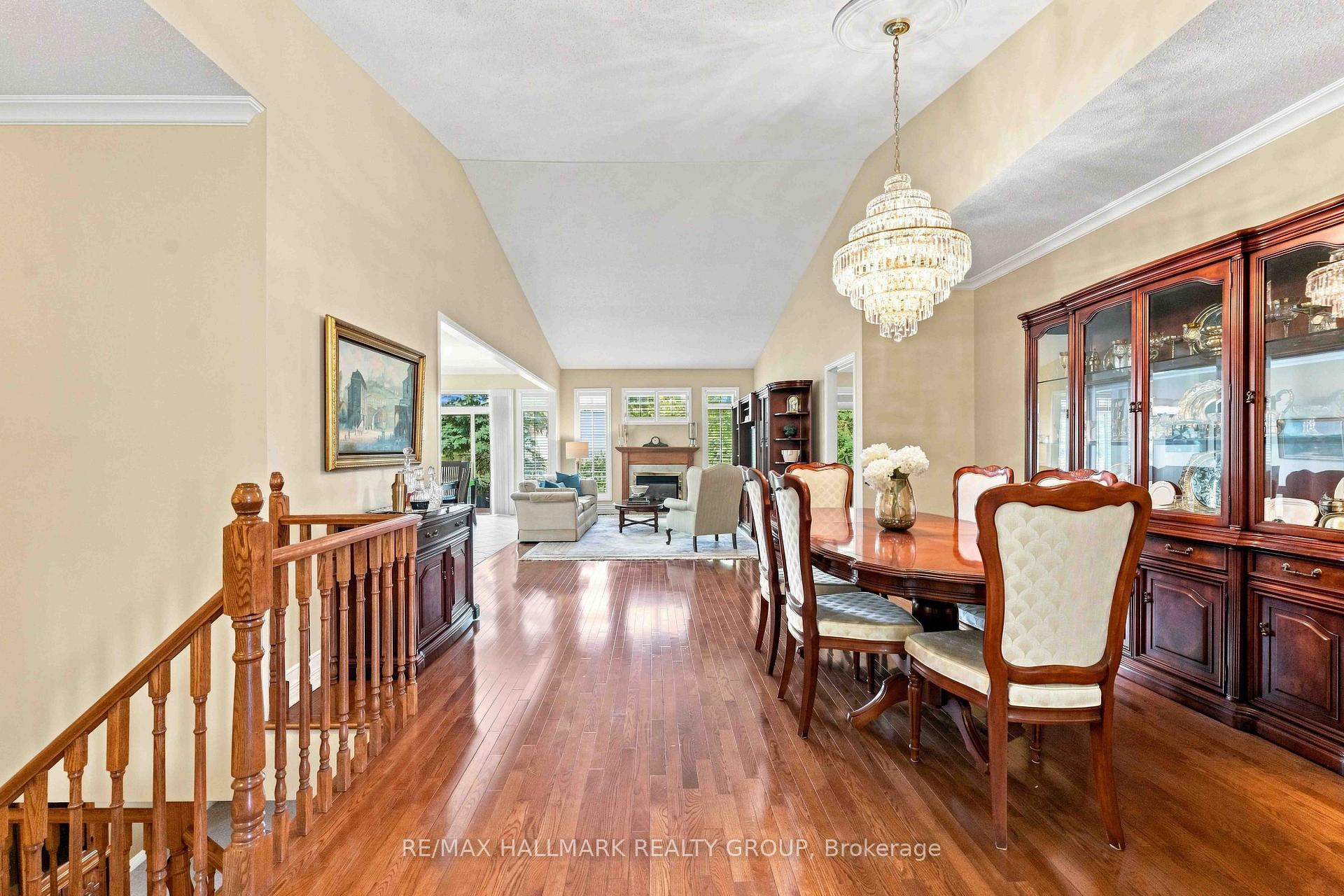 Photo 8 of 121 Bartlett Private, Ottawa, Hunt Club/Western Community — HOMEH