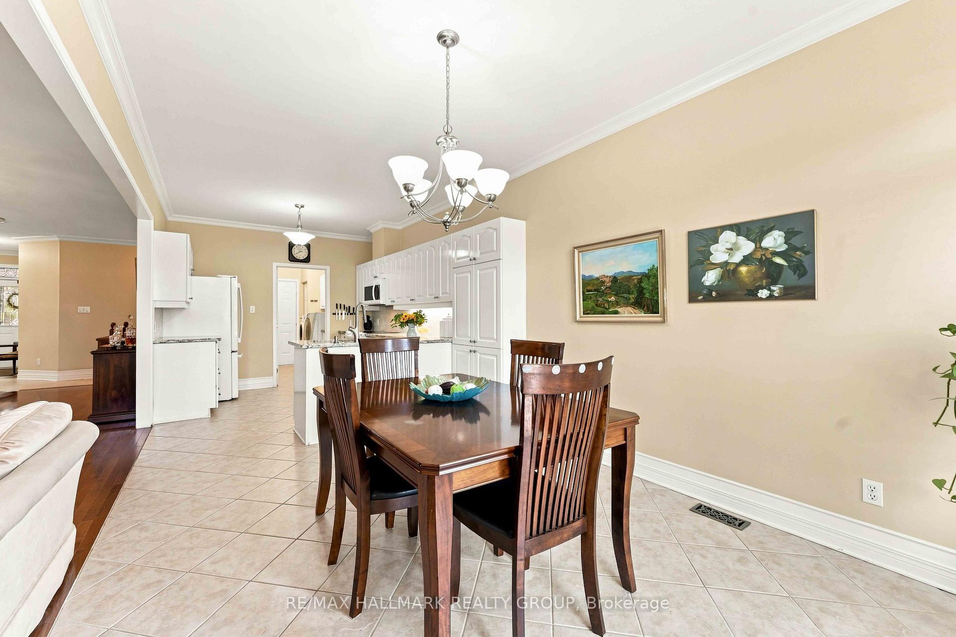 Photo 22 of 121 Bartlett Private, Ottawa, Hunt Club/Western Community — HOMEH