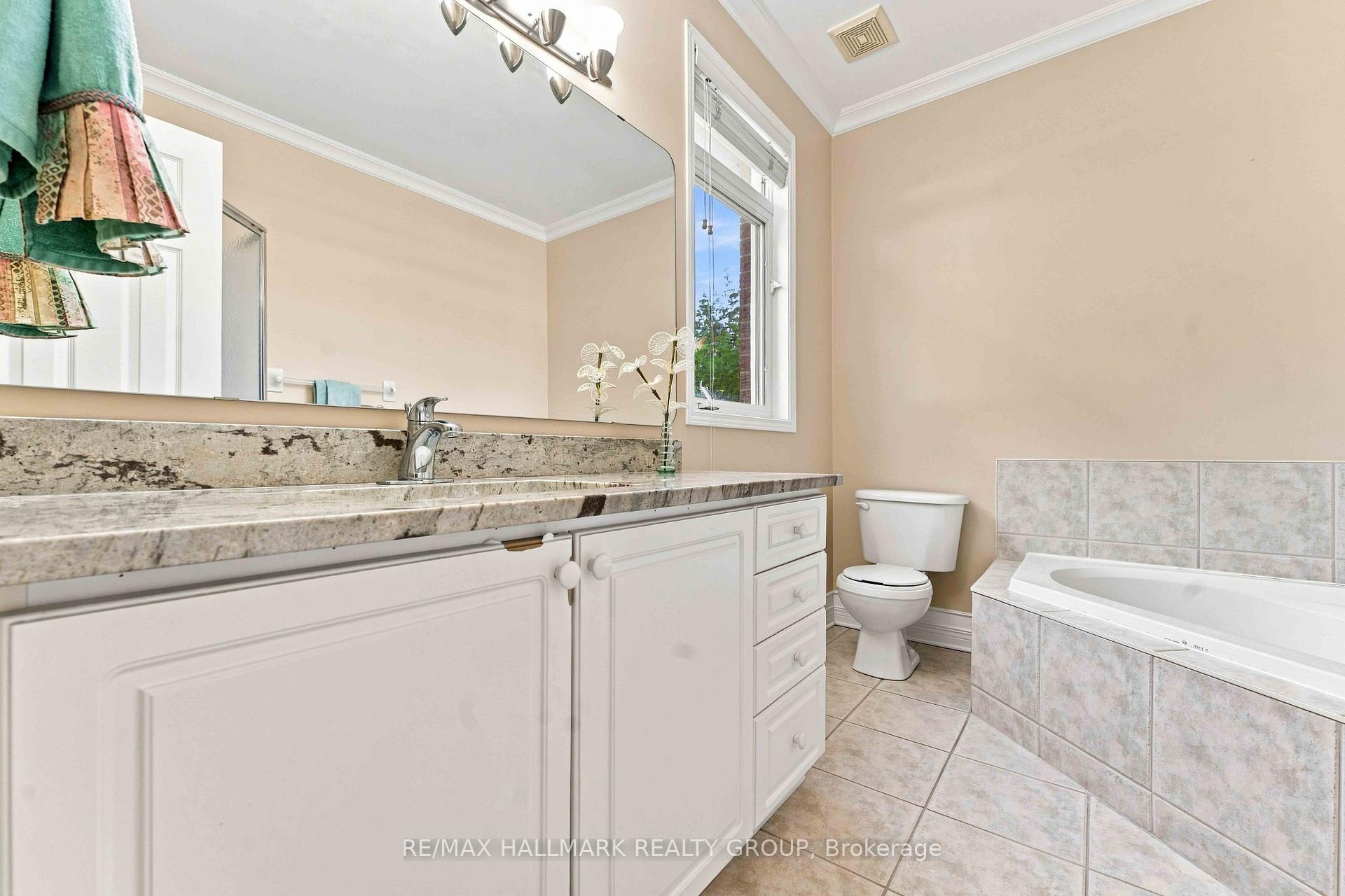 Photo 28 of 121 Bartlett Private, Ottawa, Hunt Club/Western Community — HOMEH