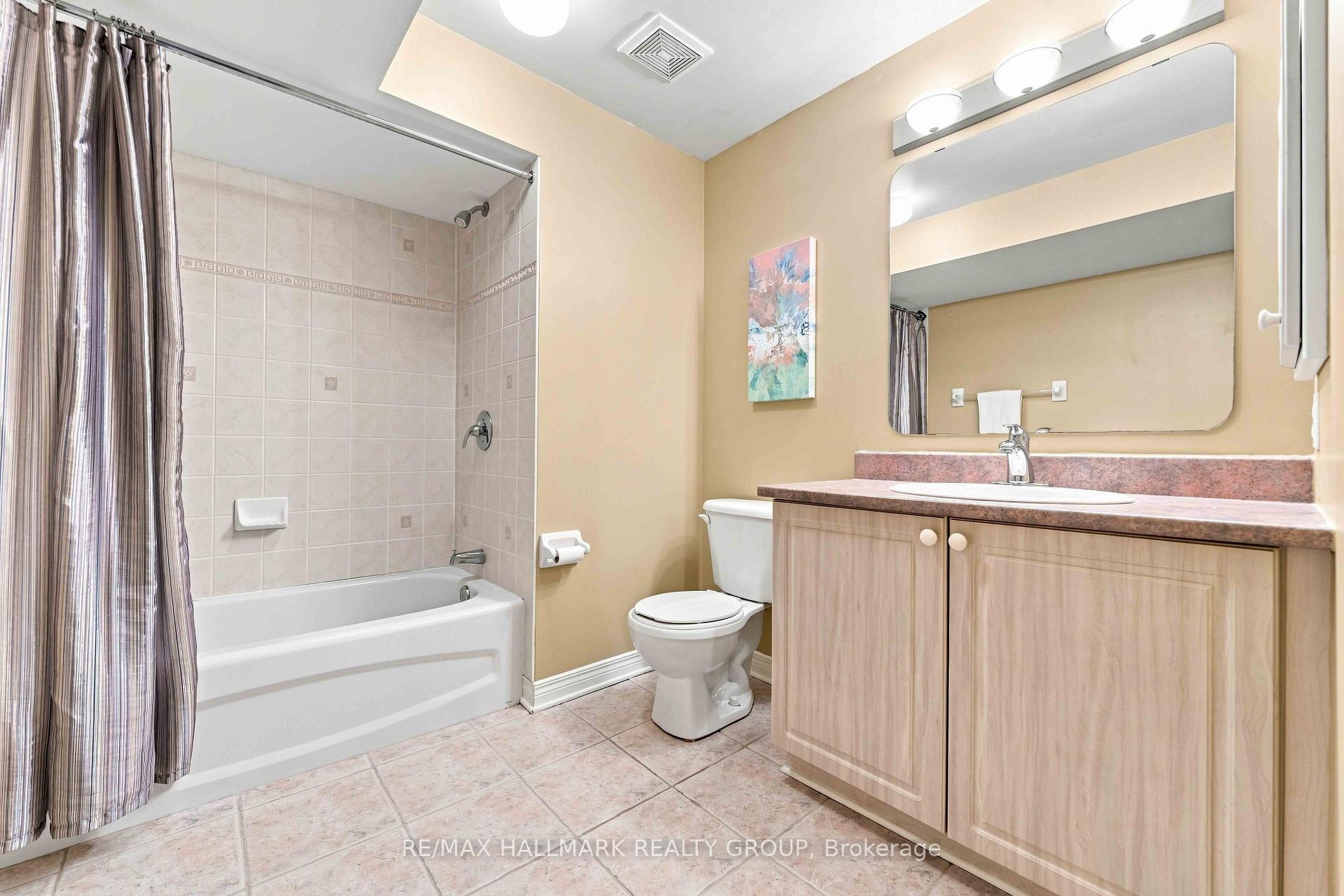 Photo 35 of 121 Bartlett Private, Ottawa, Hunt Club/Western Community — HOMEH