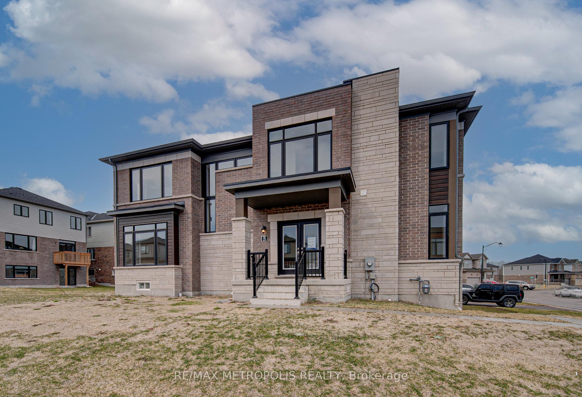 Photo 2 of 25 Heming Street, Brant, Paris — HOMEH