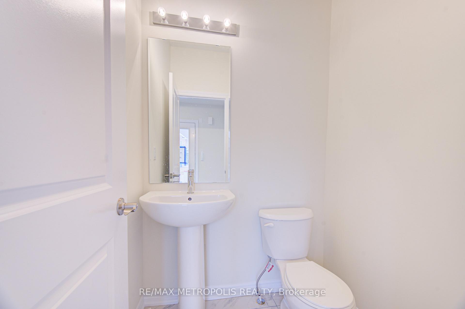Photo 7 of 25 Heming Street, Brant, Paris — HOMEH
