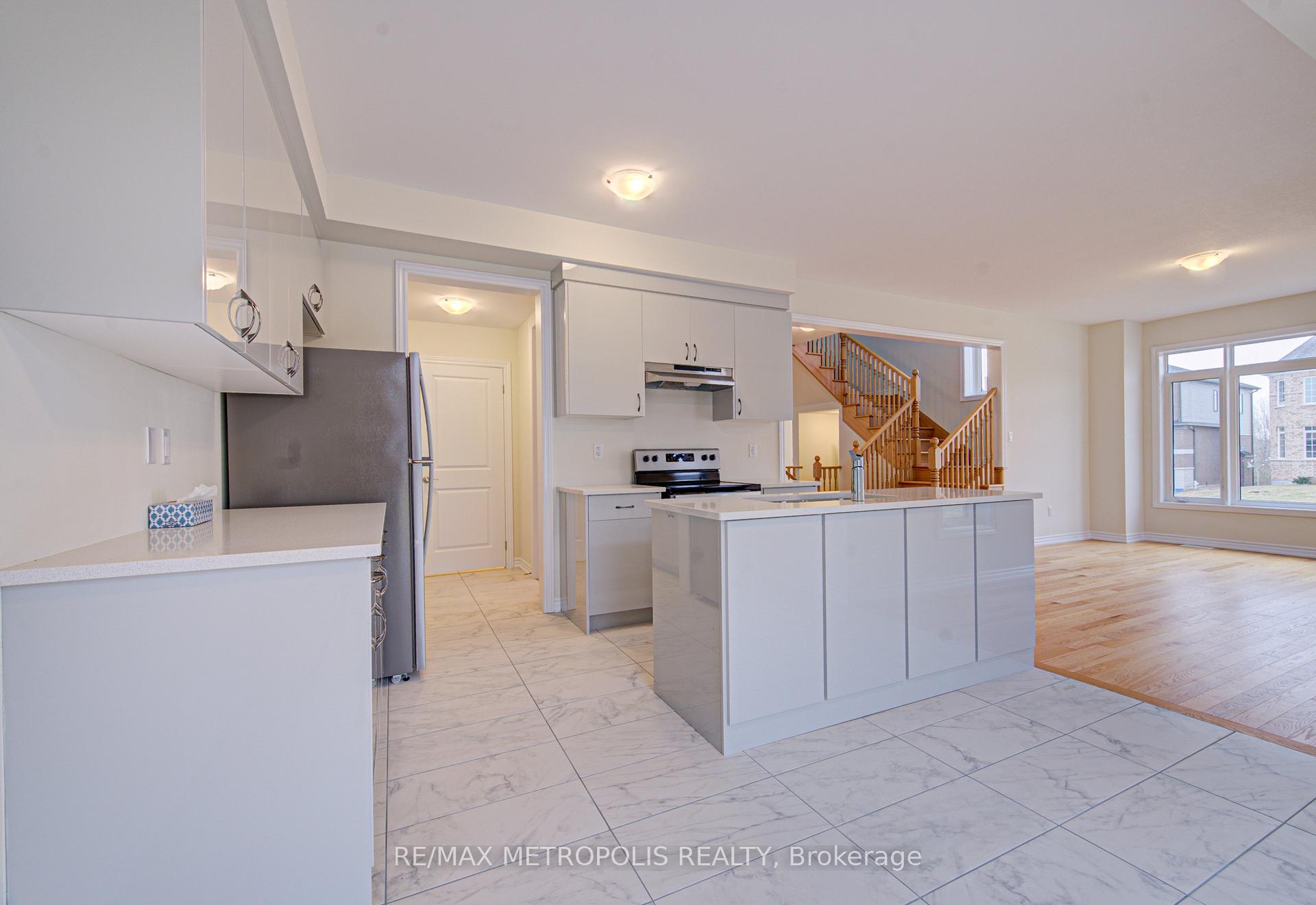 Photo 17 of 25 Heming Street, Brant, Paris — HOMEH