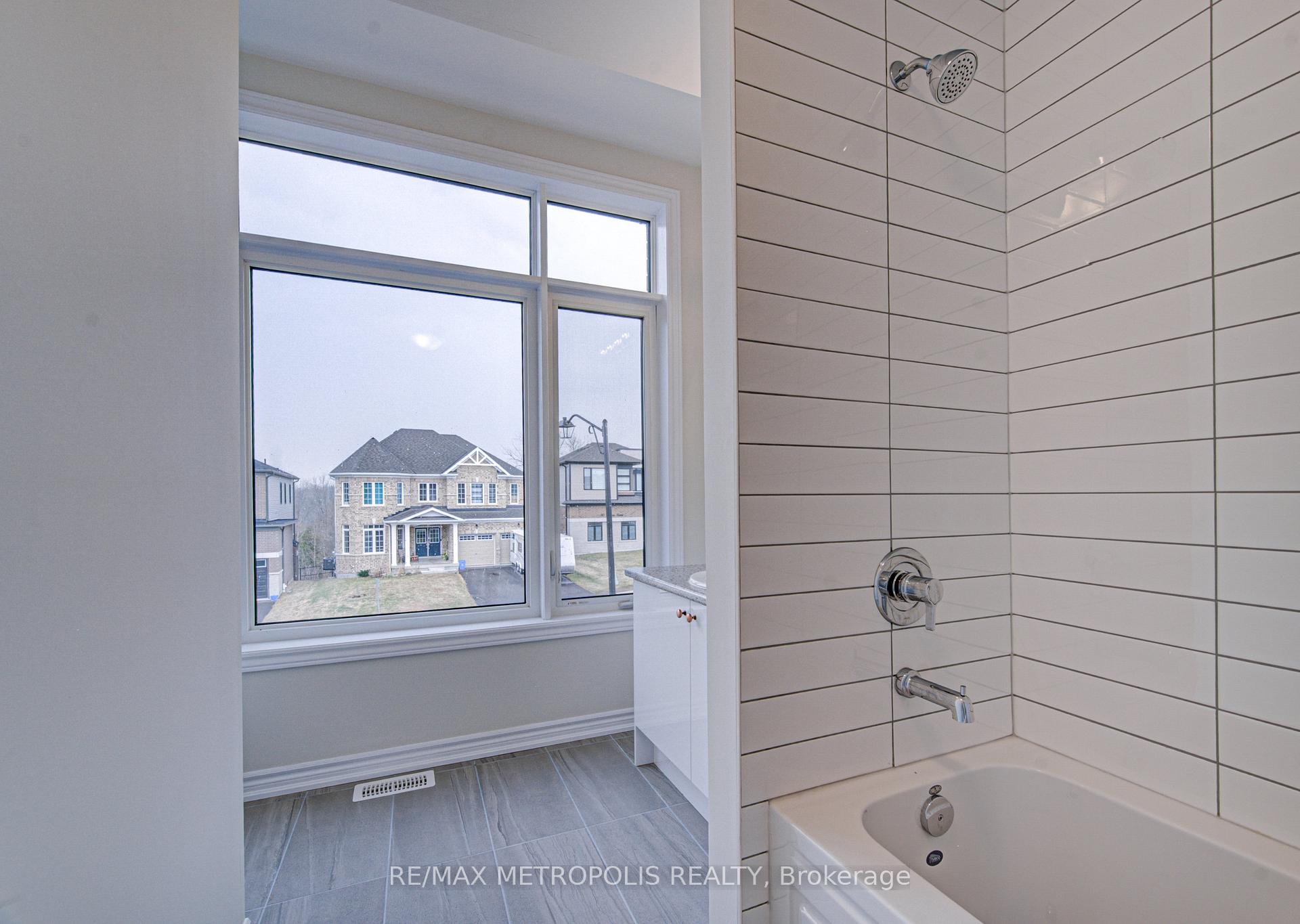 Photo 30 of 25 Heming Street, Brant, Paris — HOMEH