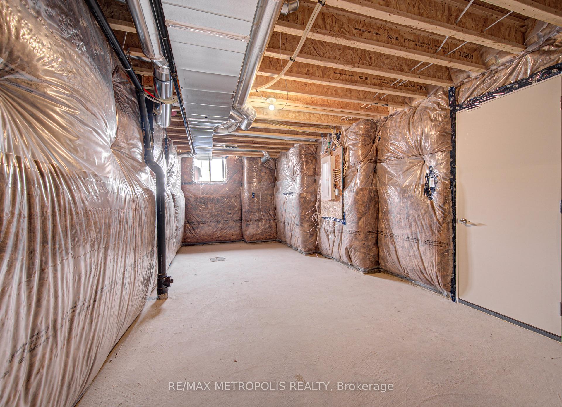 Photo 39 of 25 Heming Street, Brant, Paris — HOMEH