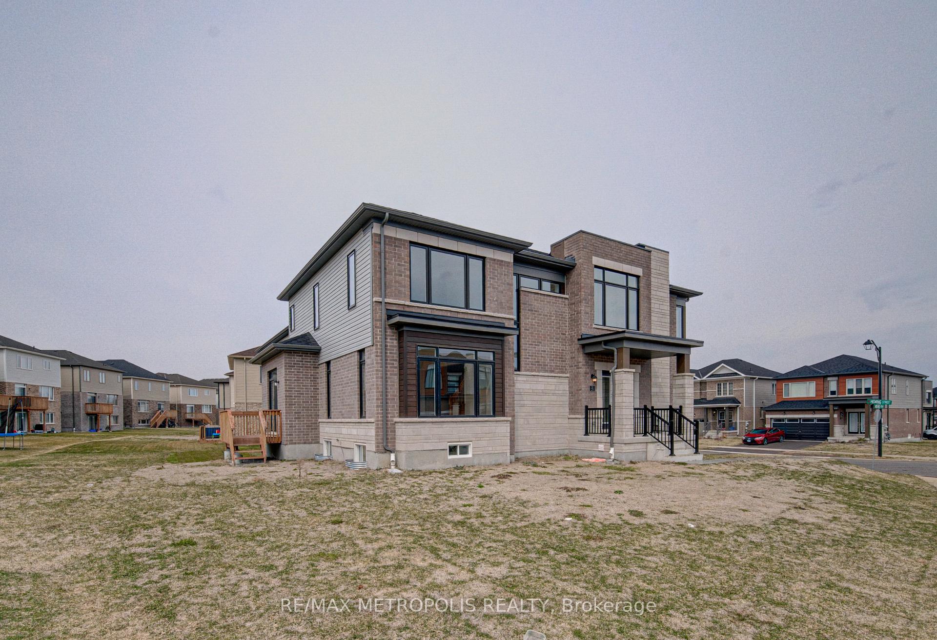 Photo 40 of 25 Heming Street, Brant, Paris — HOMEH