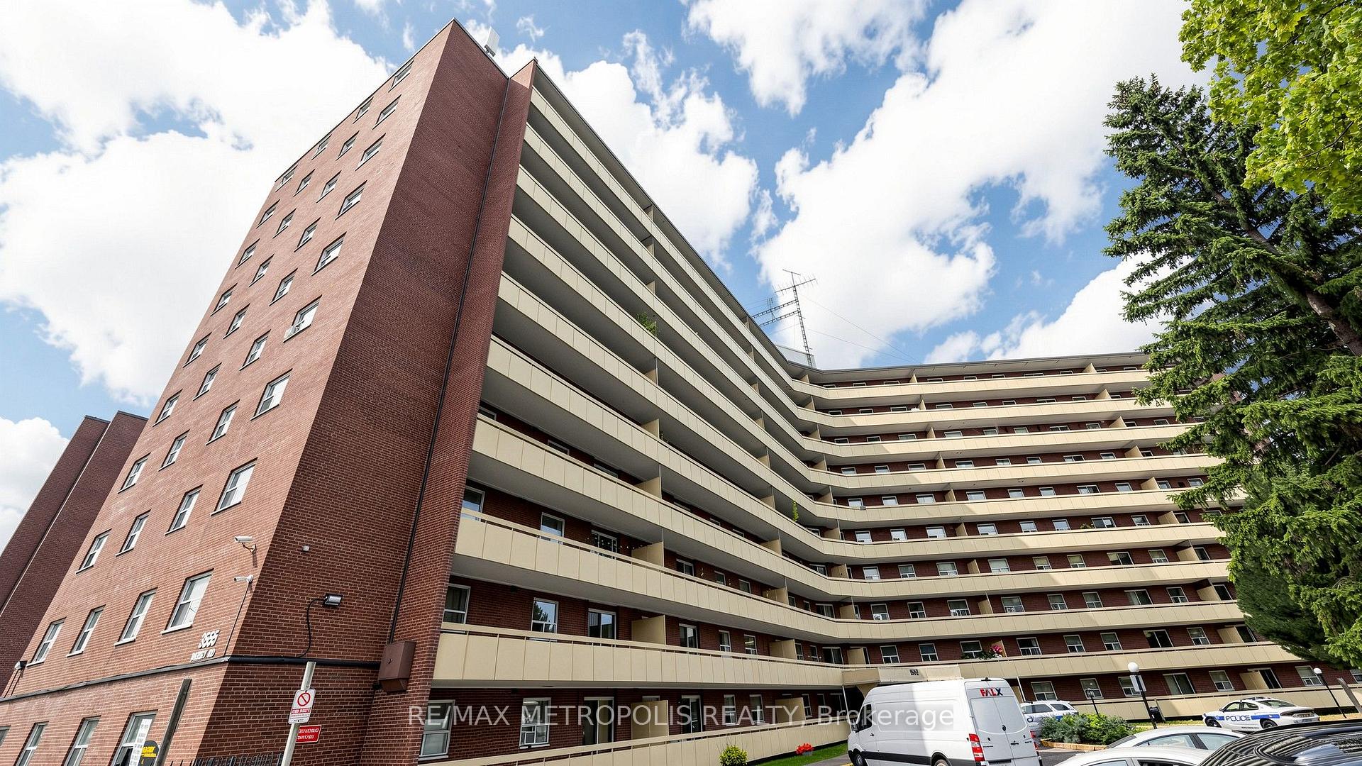 Photo 2 of Unit 1006, 3555 Derry Road E, Mississauga, Malton — HOMEH