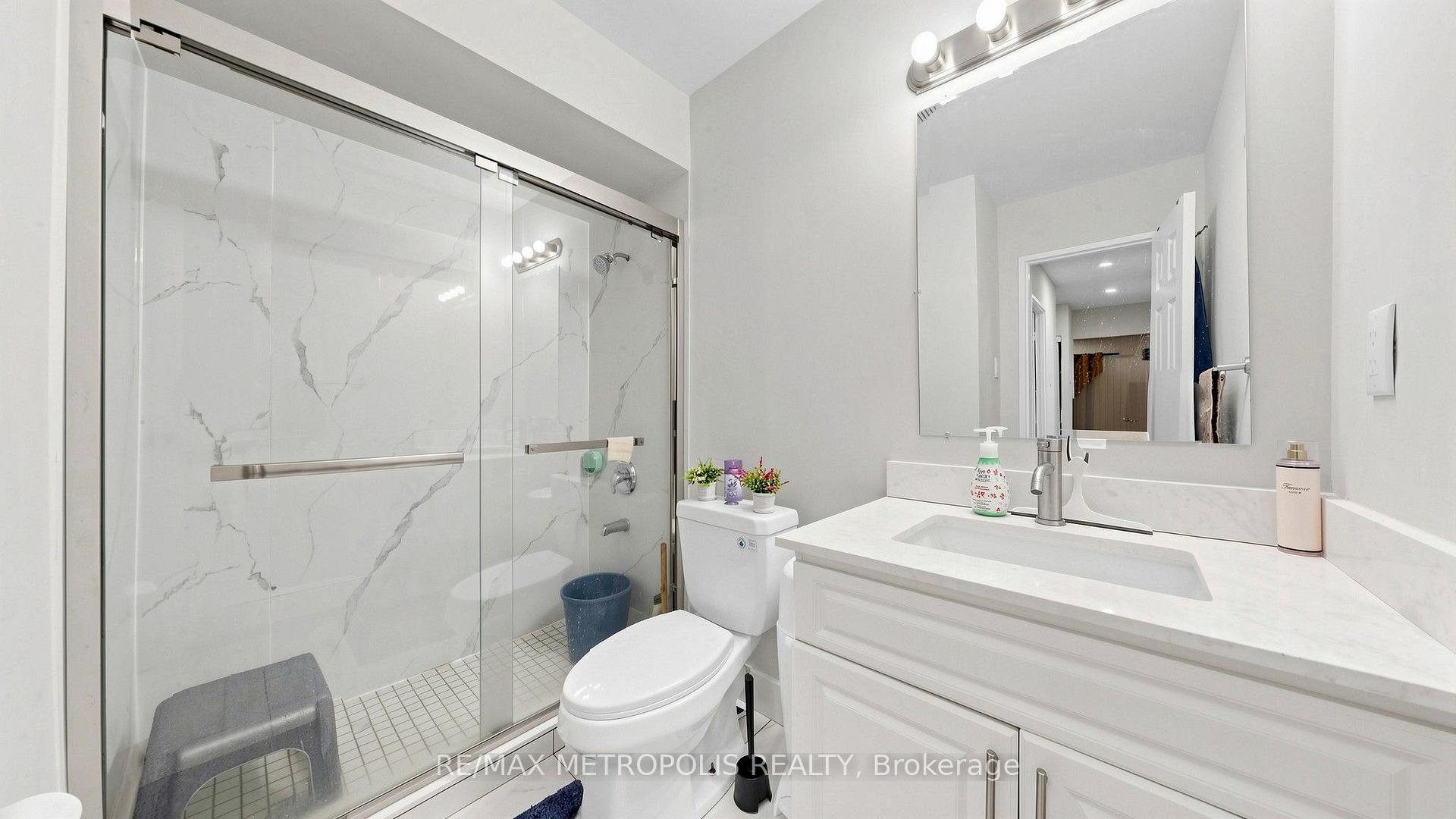 Photo 23 of Unit 1006, 3555 Derry Road E, Mississauga, Malton — HOMEH