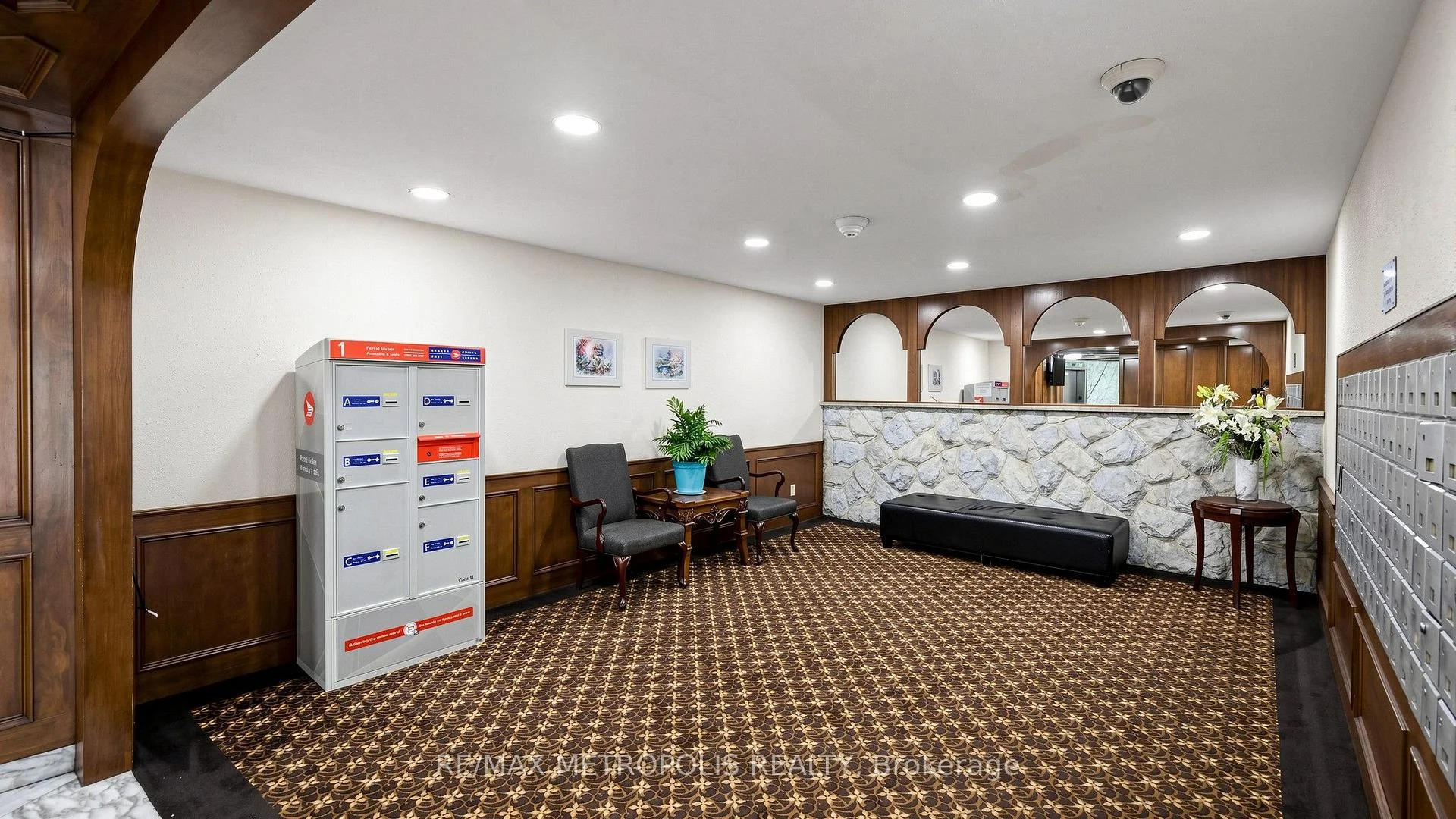 Photo 35 of Unit 1006, 3555 Derry Road E, Mississauga, Malton — HOMEH