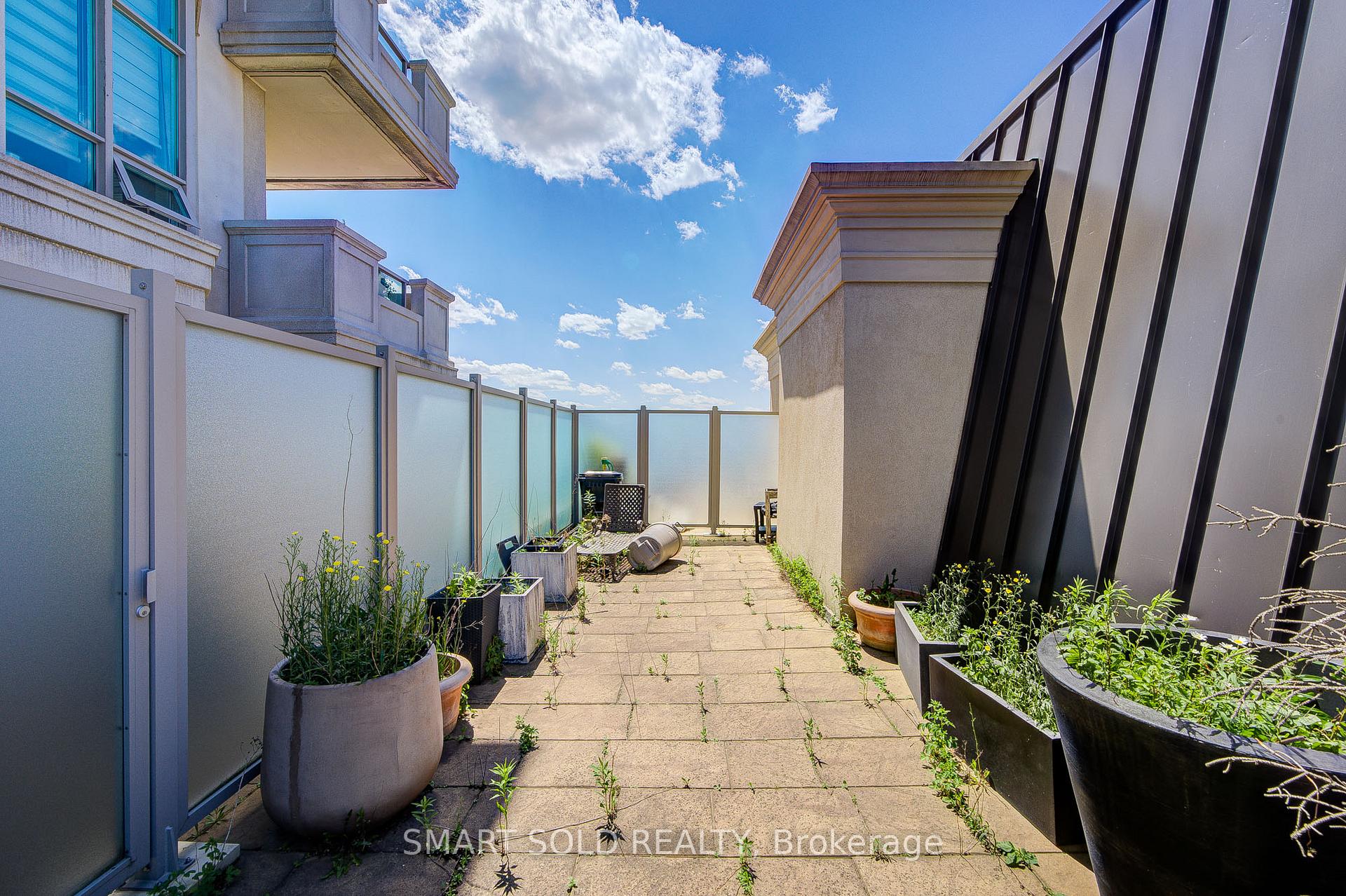 Photo 41 of Unit 1514, 10 Bloorview Place, North York, Don Valley Village — HOMEH