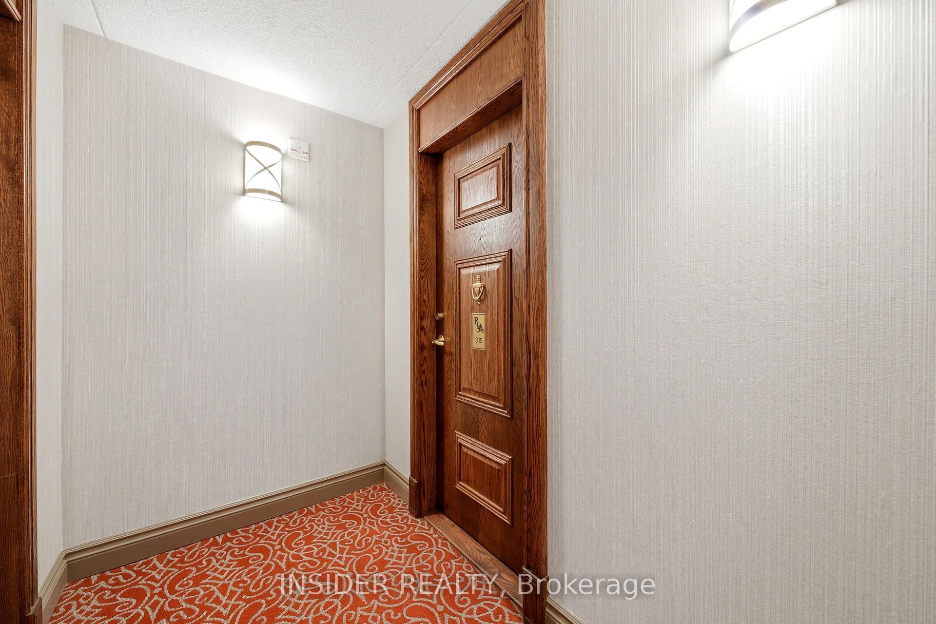 Photo 5 of Unit 315, 25 Via Rosedale Way, Brampton, Sandringham-Wellington — HOMEH