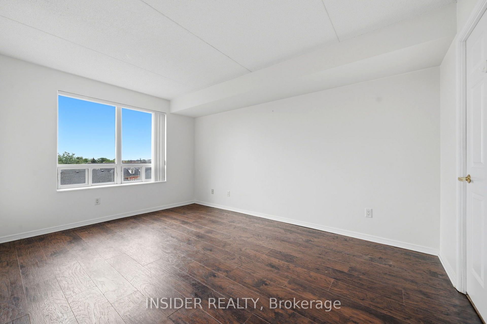 Photo 14 of Unit 315, 25 Via Rosedale Way, Brampton, Sandringham-Wellington — HOMEH
