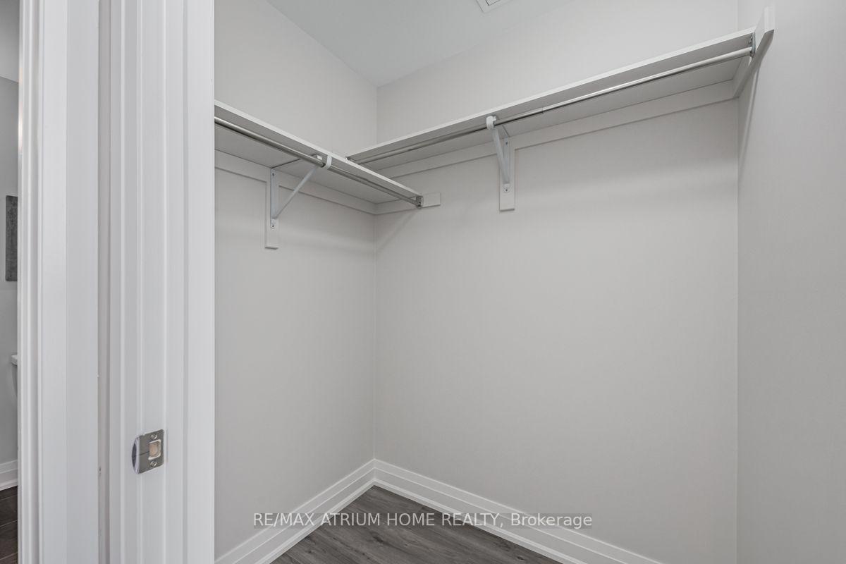 Photo 12 of Unit 18, 780 Sheppard Avenue E, North York, Bayview Village — HOMEH
