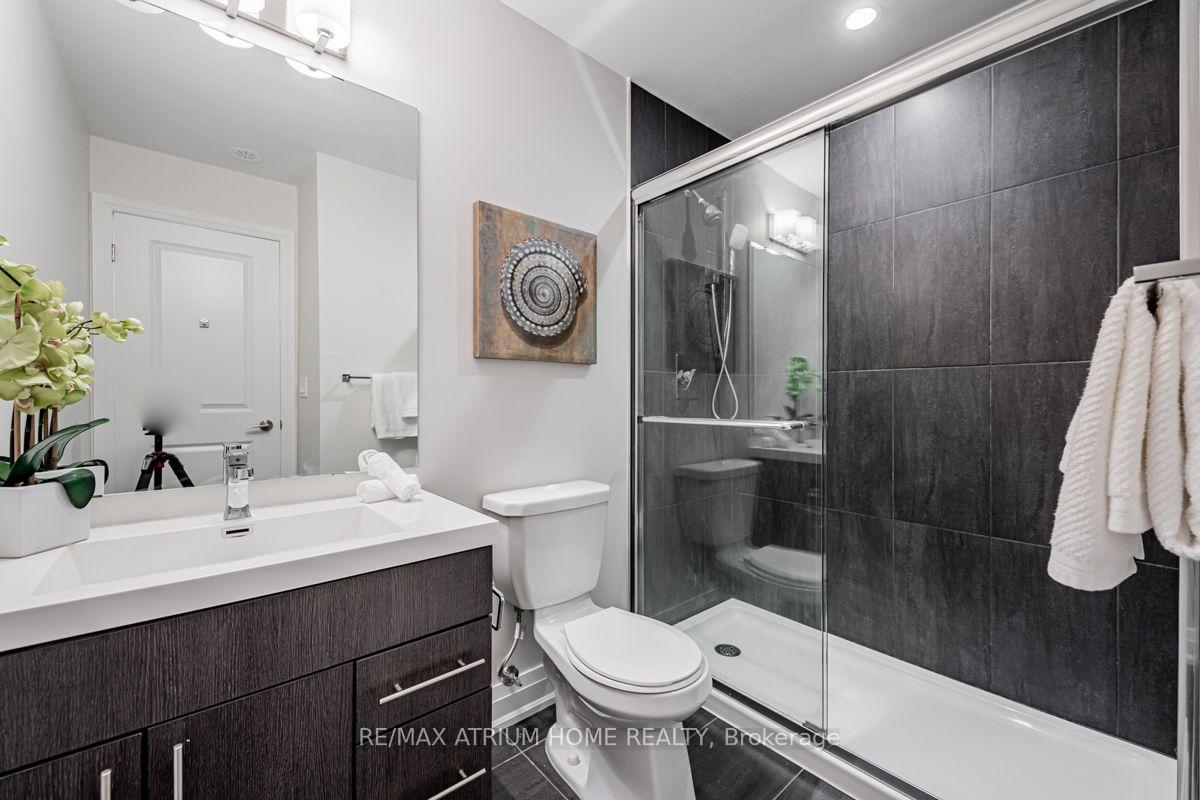 Photo 13 of Unit 18, 780 Sheppard Avenue E, North York, Bayview Village — HOMEH