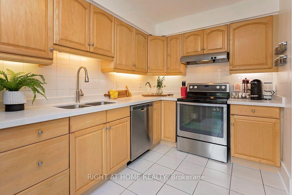Photo 15 of Unit 51, 6100 Montevideo Road, Mississauga, Meadowvale — HOMEH
