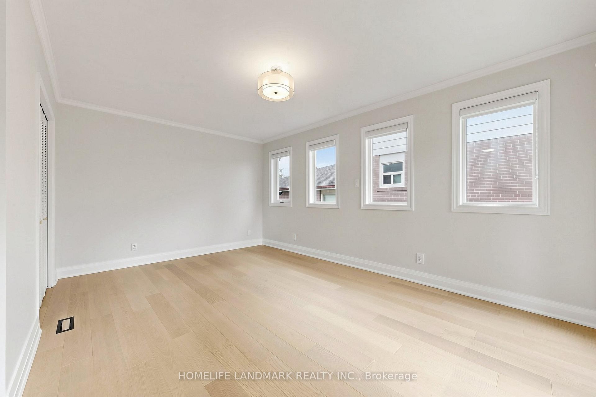 Photo 19 of 29 Dexter Boulevard, North York, Hillcrest Village — HOMEH