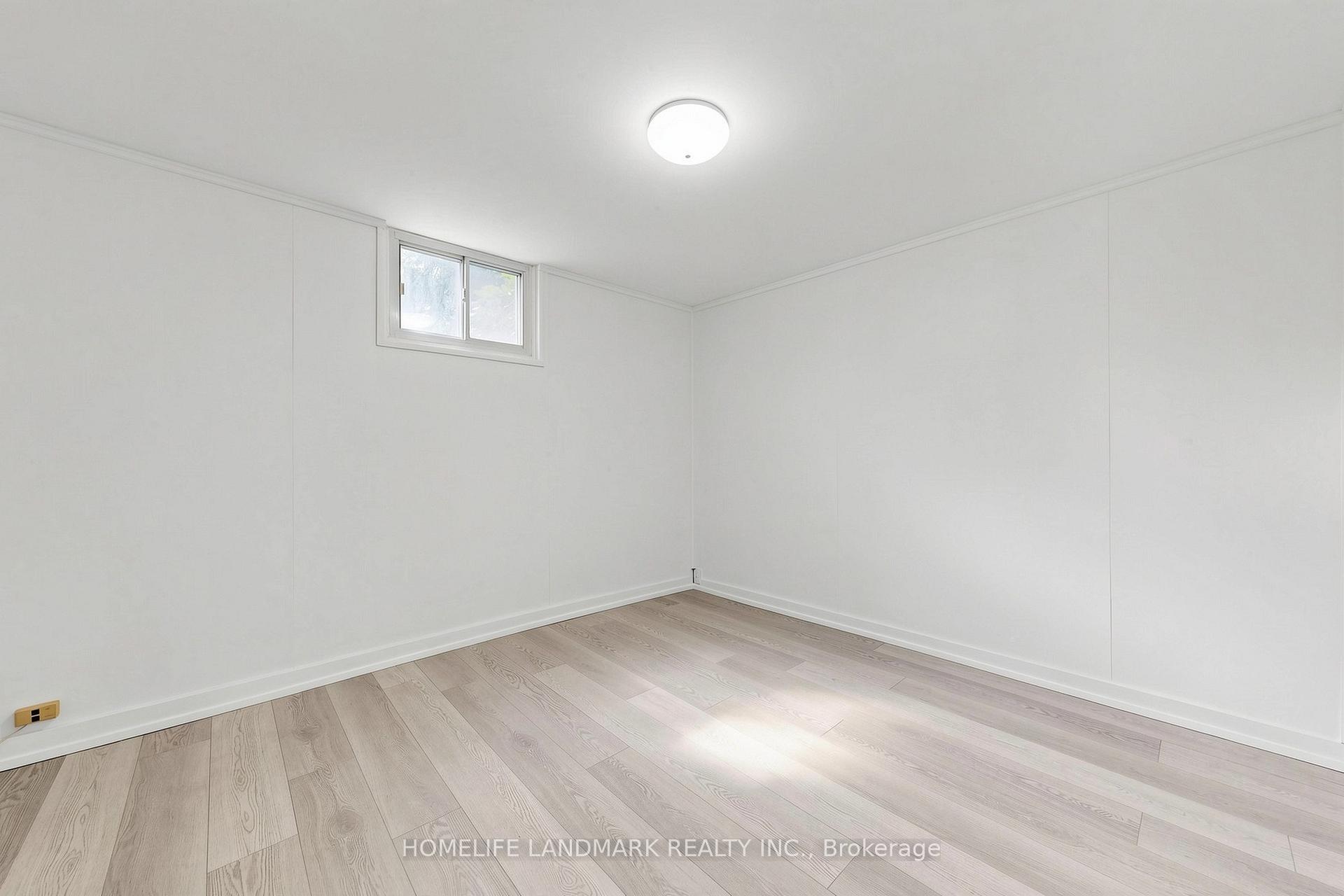 Photo 31 of 29 Dexter Boulevard, North York, Hillcrest Village — HOMEH