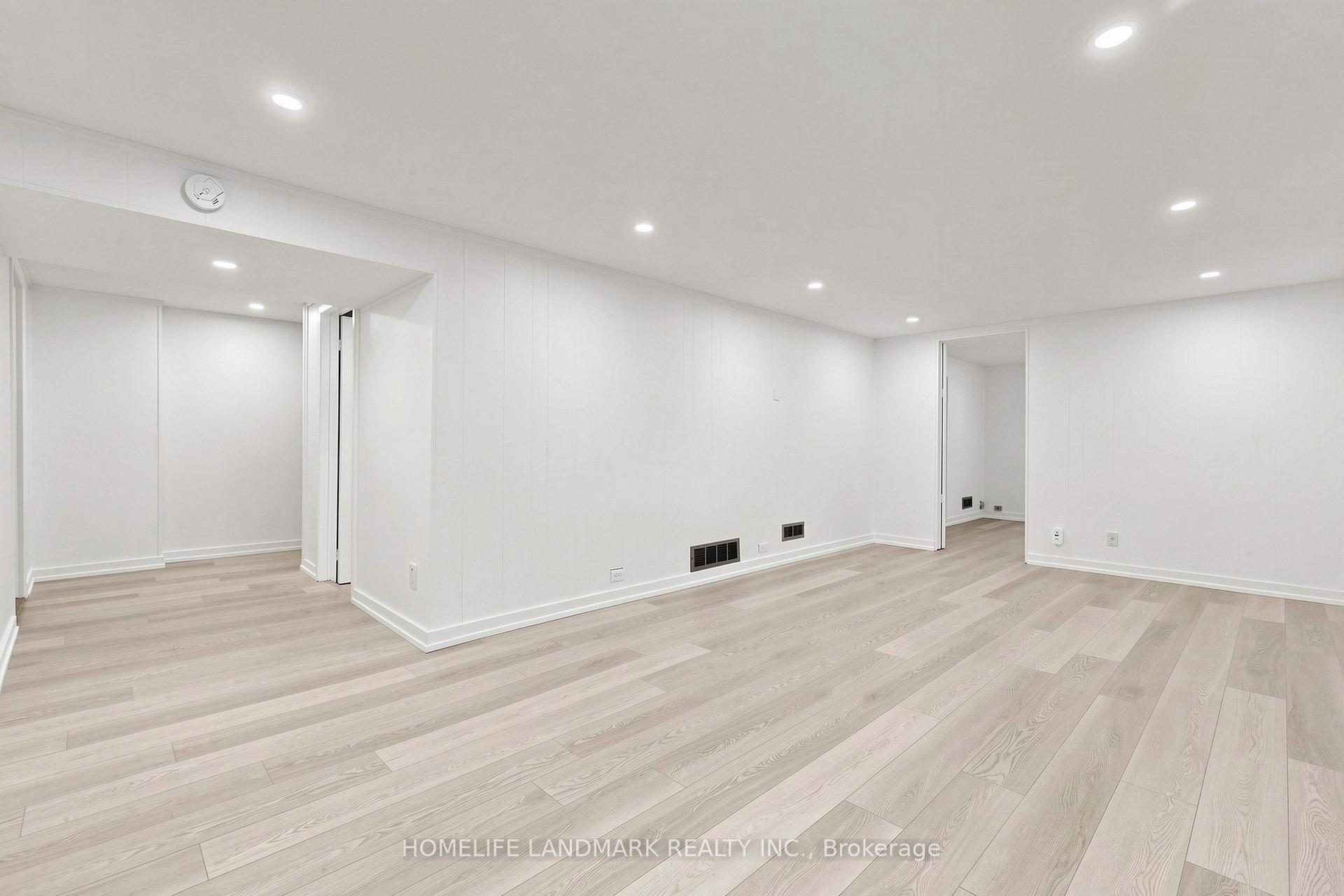 Photo 34 of 29 Dexter Boulevard, North York, Hillcrest Village — HOMEH