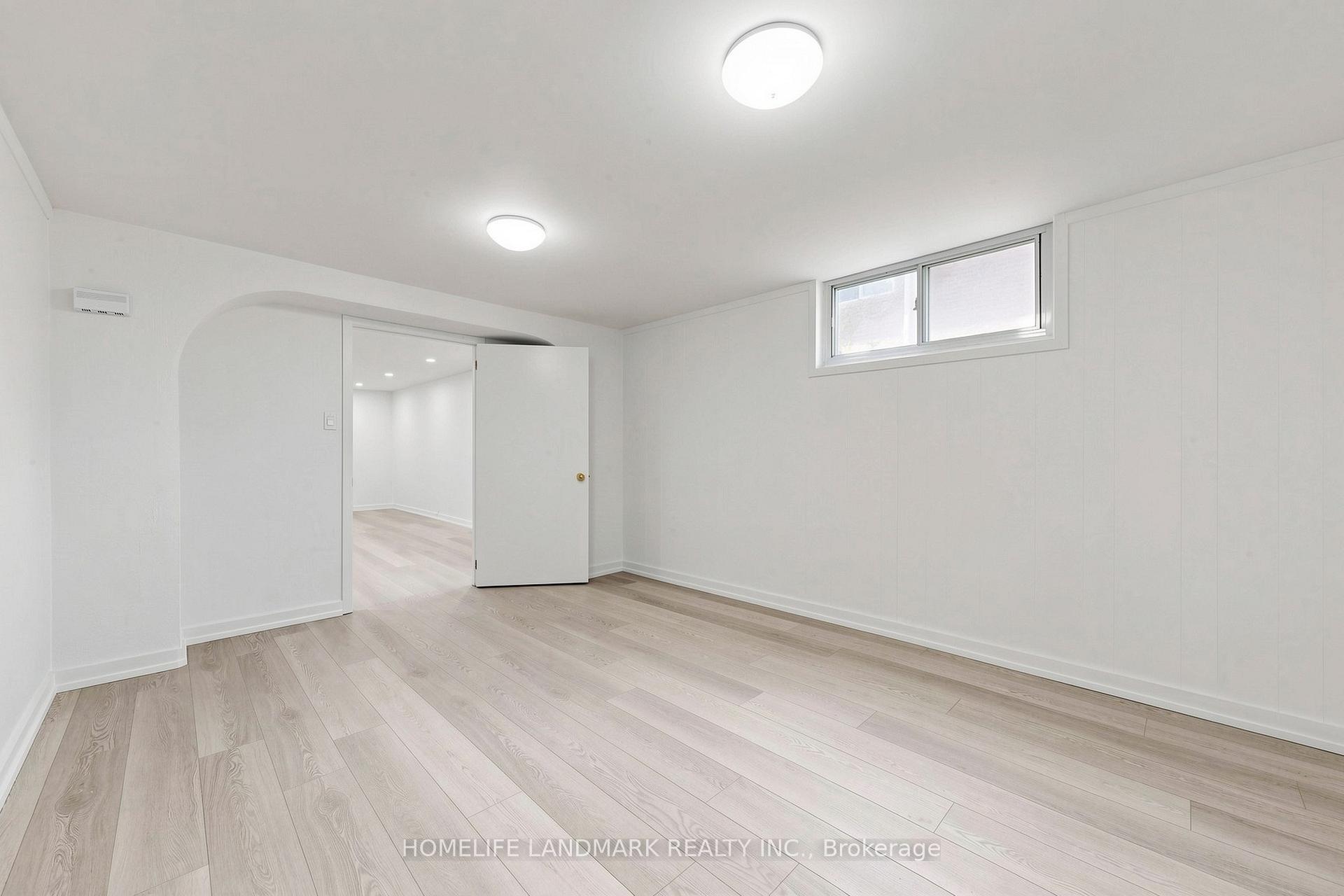 Photo 36 of 29 Dexter Boulevard, North York, Hillcrest Village — HOMEH