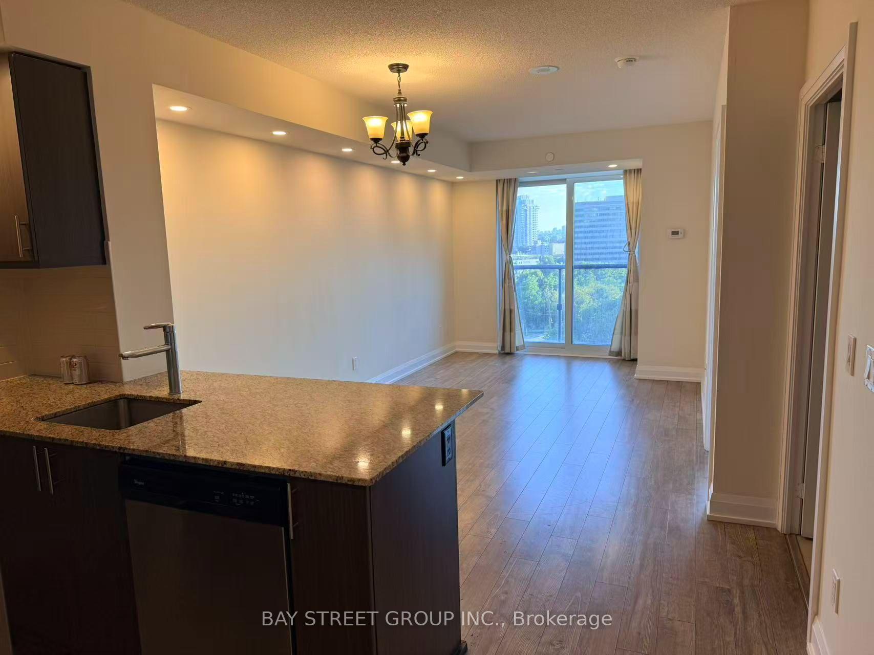 Photo 4 of Unit 502, 18 Graydon Hall Drive, North York, Parkwoods-Donalda — HOMEH