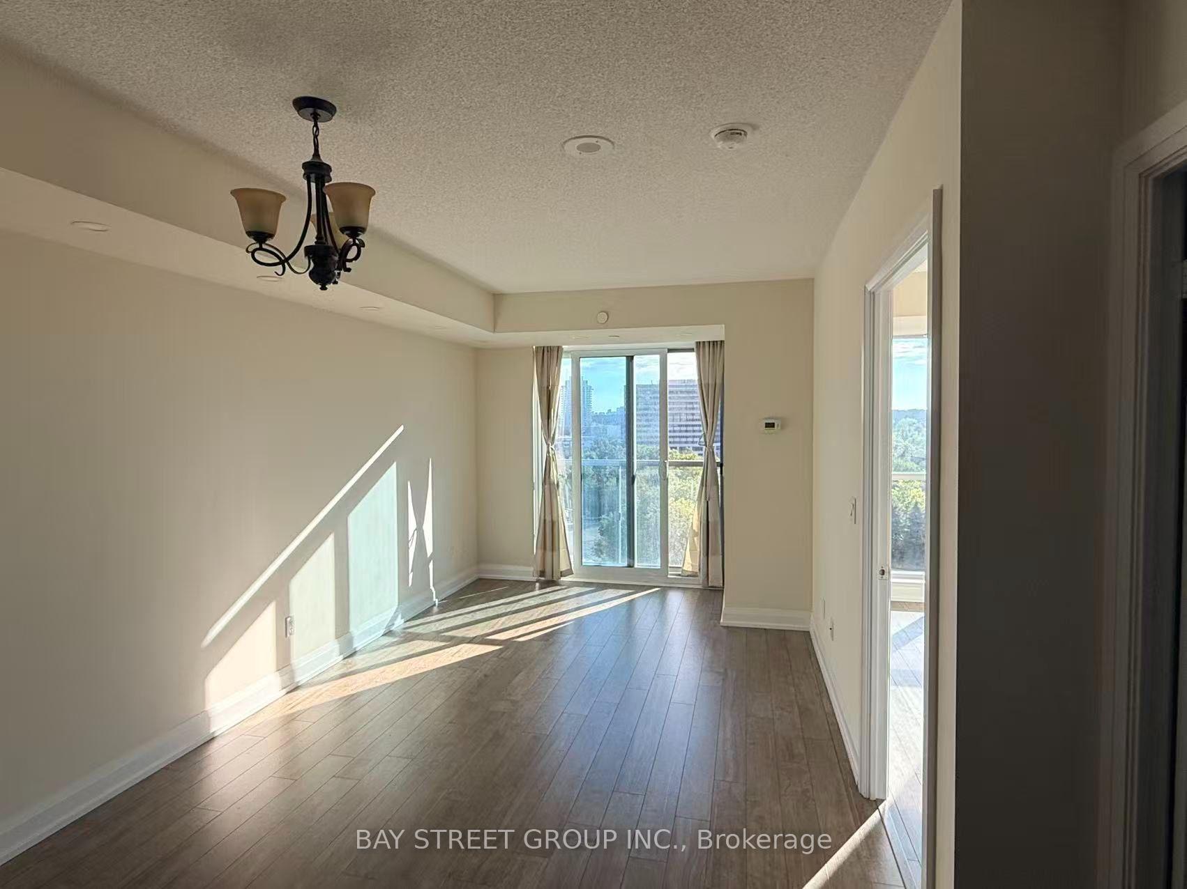 Photo 9 of Unit 502, 18 Graydon Hall Drive, North York, Parkwoods-Donalda — HOMEH
