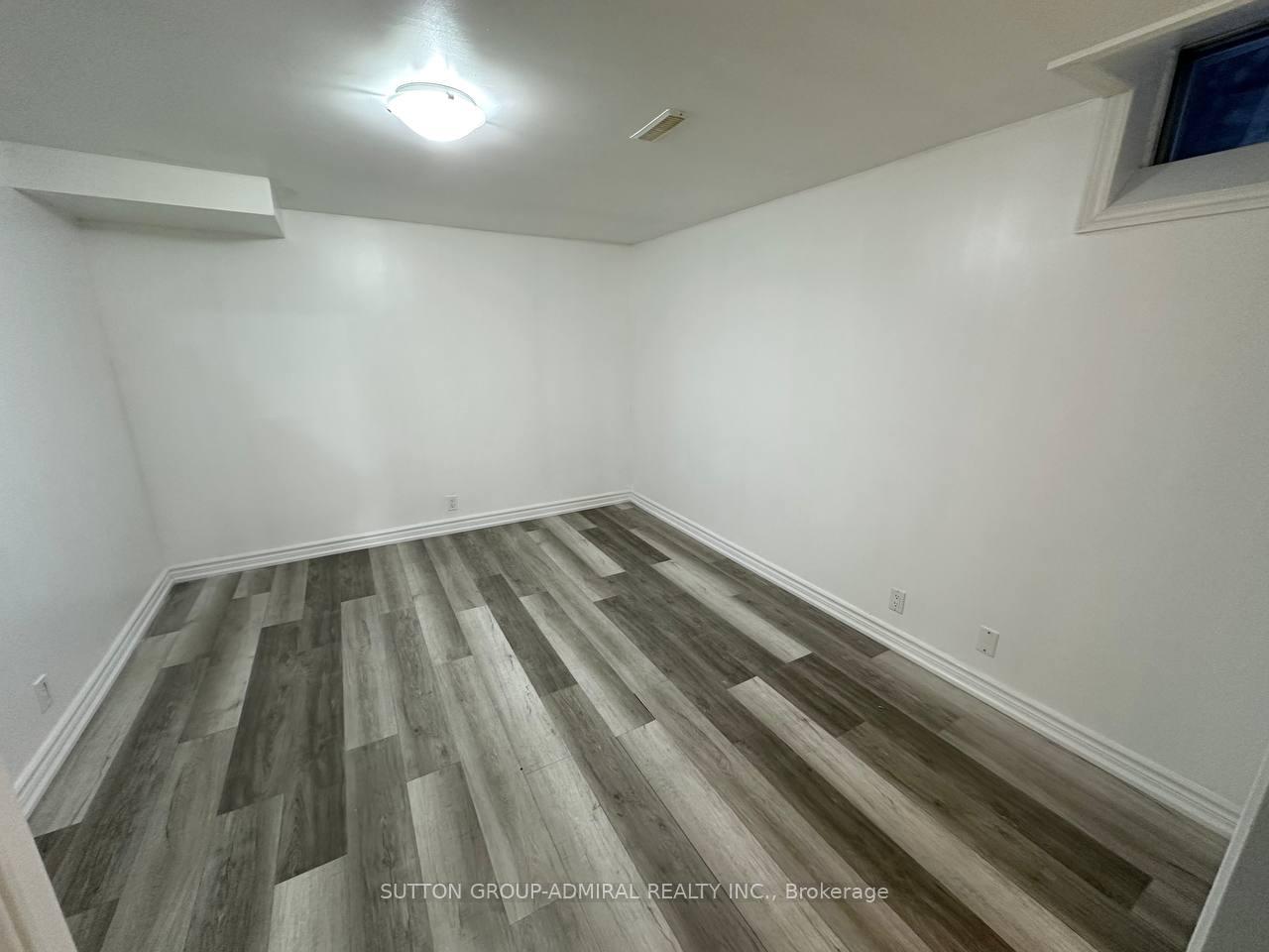Photo 6 of Unit Bsmt, 16 Fairty Drive, Markham, Middlefield — HOMEH