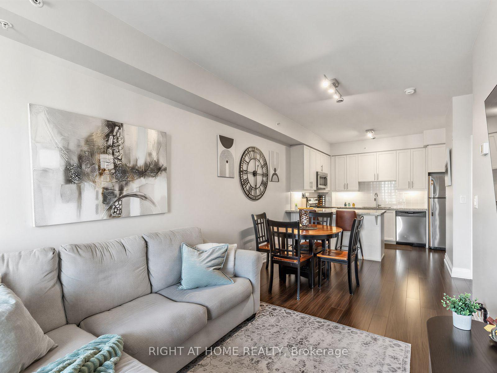 Photo 9 of Unit 808, 24 Woodstream Boulevard, Vaughan, Vaughan Grove — HOMEH