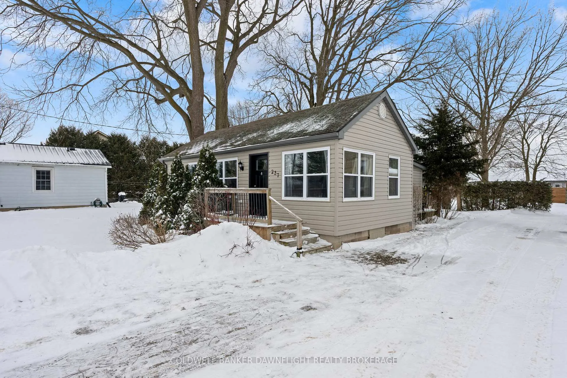Photo 3 of 237 Huron Street W, South Huron, Exeter — HOMEH