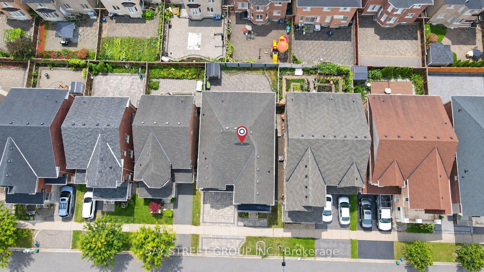 Photo 4 of 56 Busch Avenue, Markham, Berczy — HOMEH