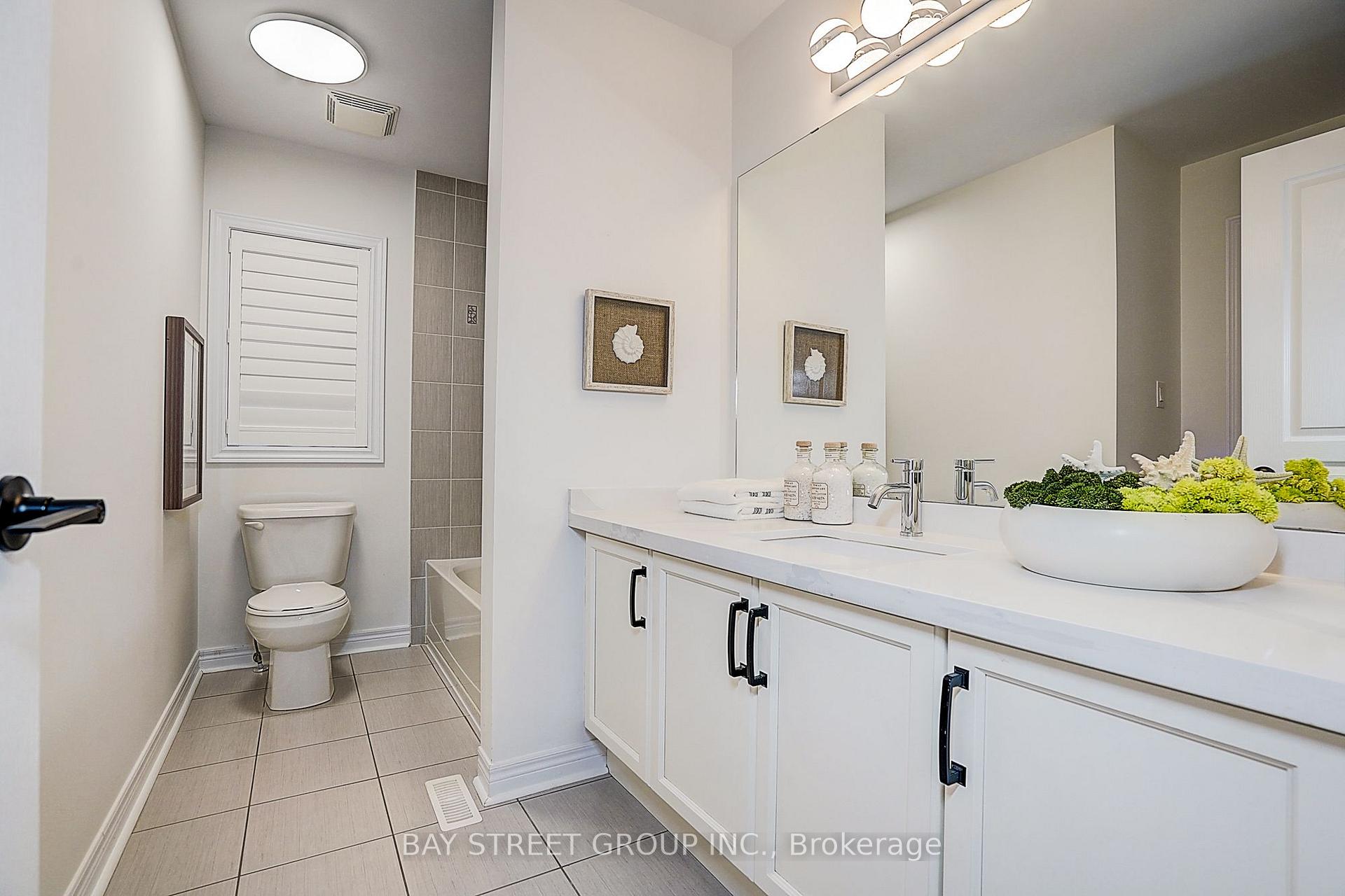 Photo 40 of 56 Busch Avenue, Markham, Berczy — HOMEH