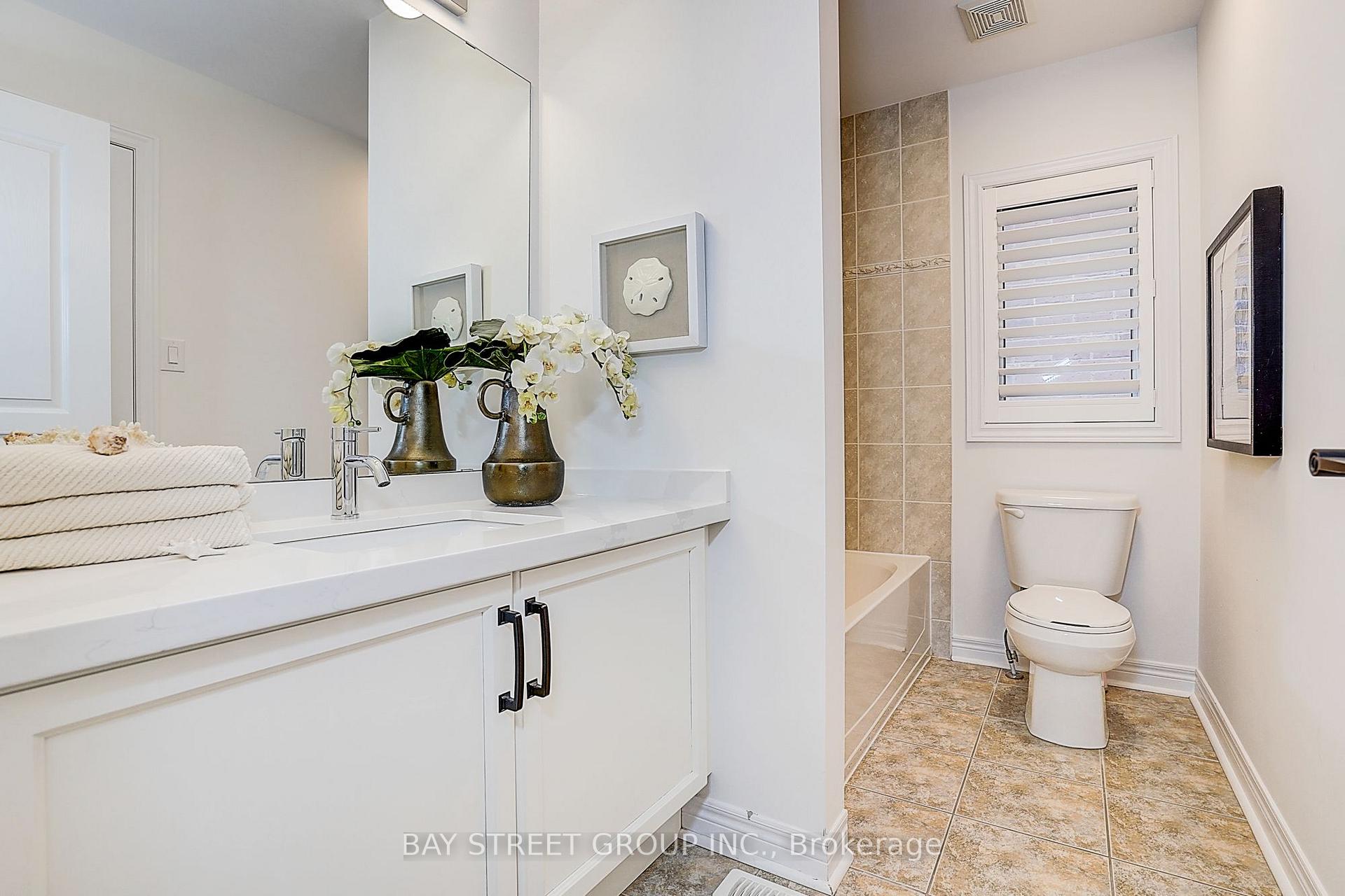 Photo 45 of 56 Busch Avenue, Markham, Berczy — HOMEH