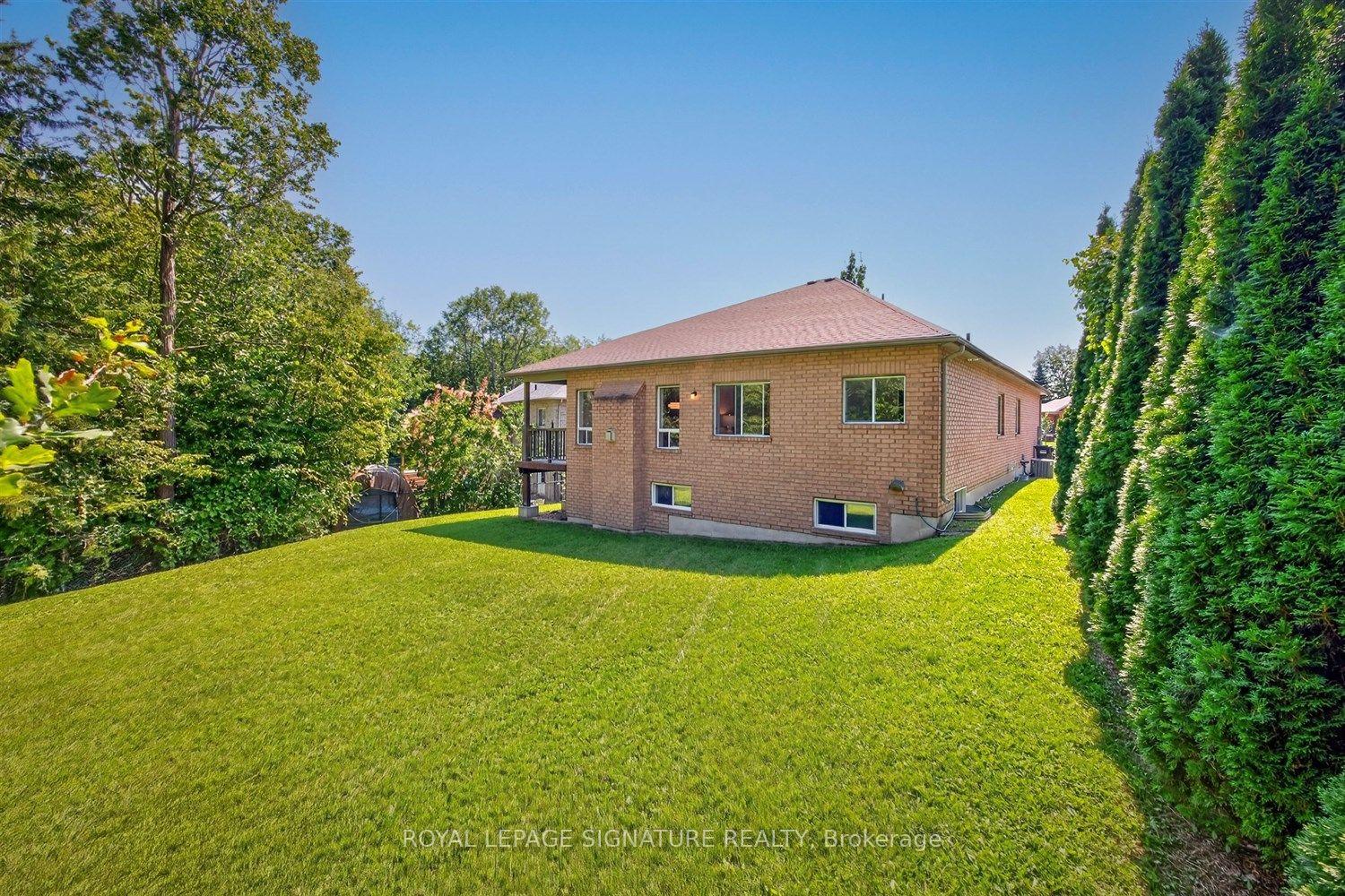 Photo 67 of 10 Purt Court, Barrie, Bayshore — HOMEH