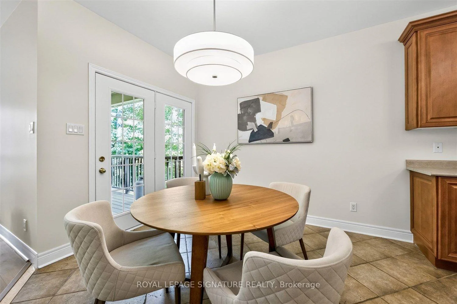 Photo 45 of 10 Purt Court, Barrie, Bayshore — HOMEH