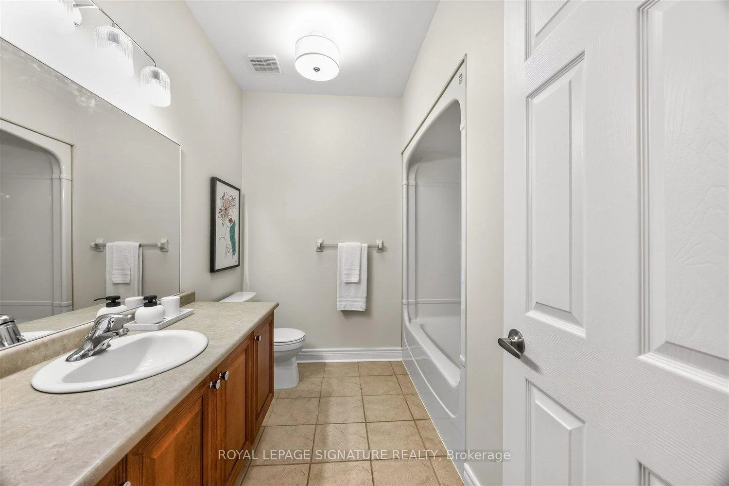 Photo 57 of 10 Purt Court, Barrie, Bayshore — HOMEH