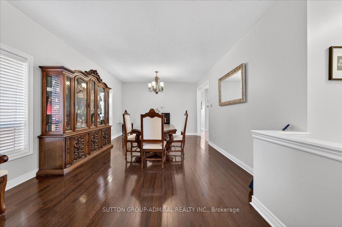 Photo 5 of 6 White Crescent, Barrie, Holly — HOMEH
