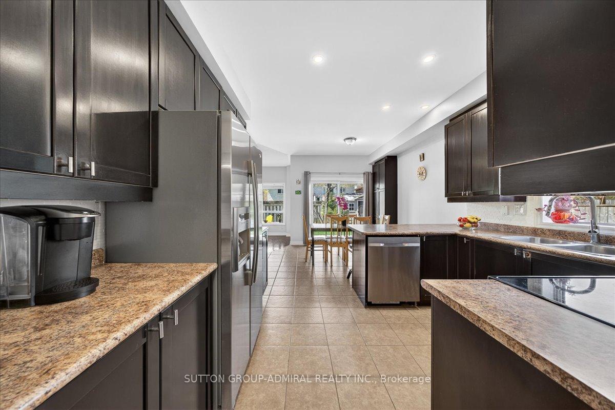Photo 6 of 6 White Crescent, Barrie, Holly — HOMEH