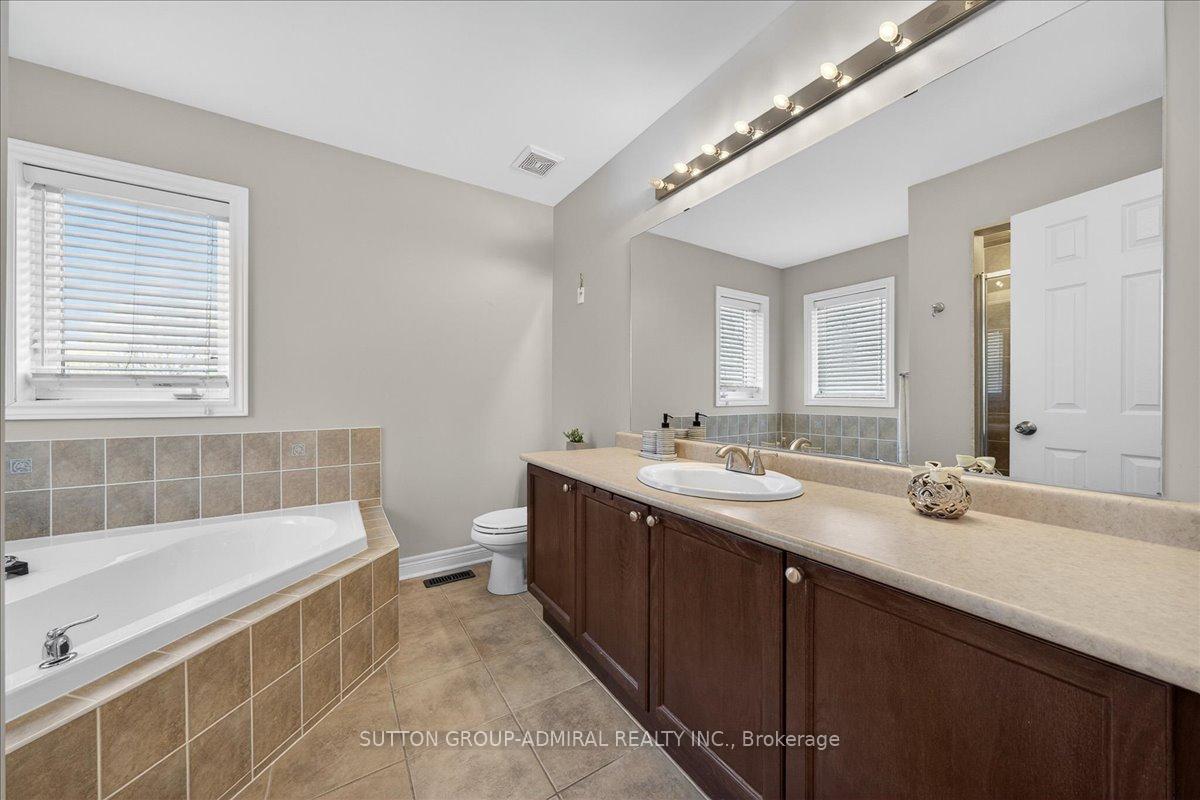 Photo 16 of 6 White Crescent, Barrie, Holly — HOMEH