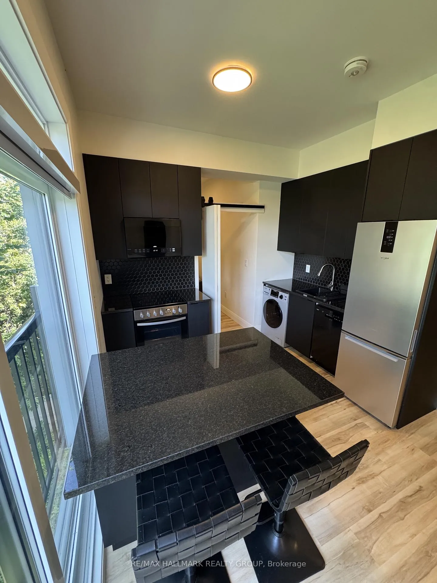 Photo 7 of Unit 303, 25 Grant Street, Ottawa, Hintonburg — HOMEH