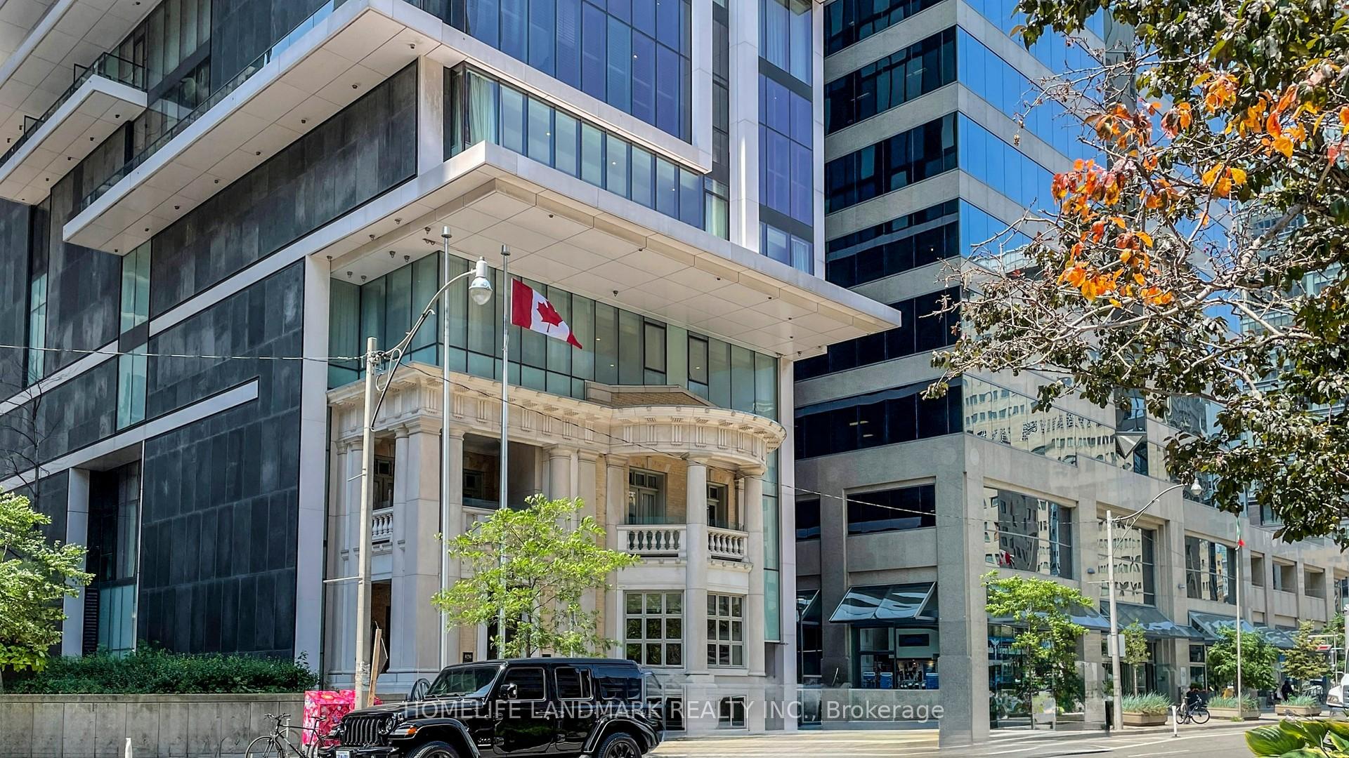 Photo 2 of Unit 803, 426 University Avenue, Toronto, Kensington-Chinatown — HOMEH