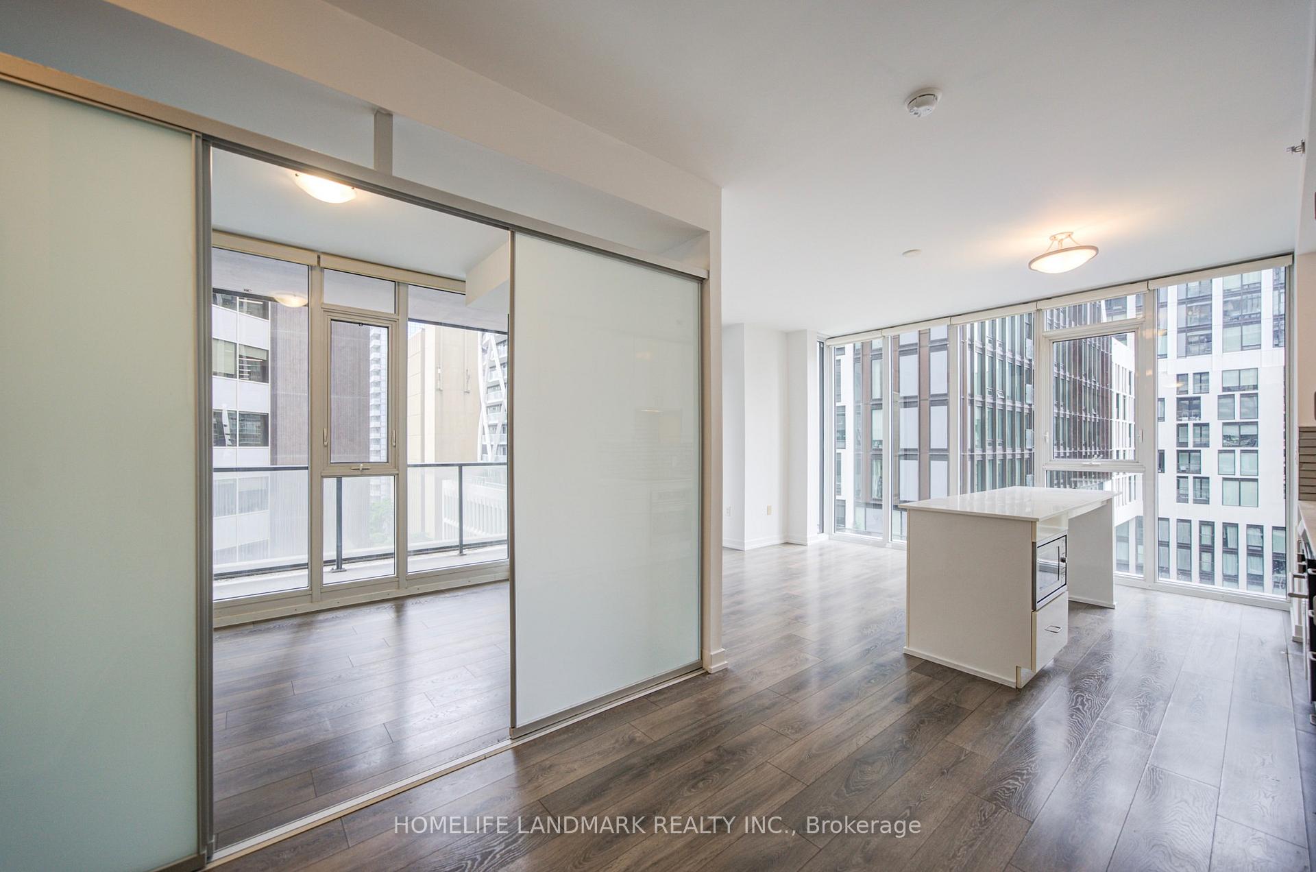 Photo 10 of Unit 803, 426 University Avenue, Toronto, Kensington-Chinatown — HOMEH